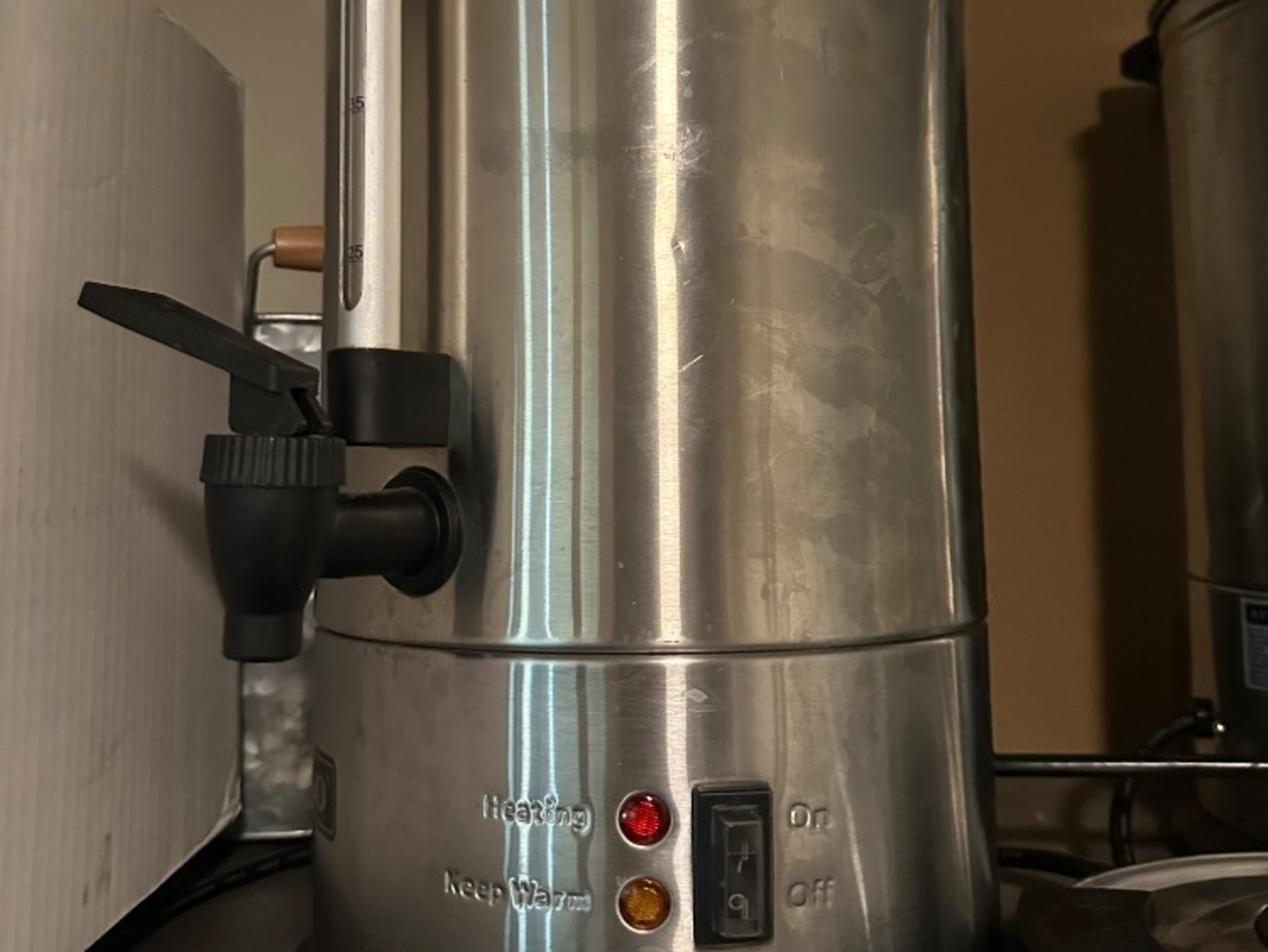 Hot Water Urn 5.3 Liters