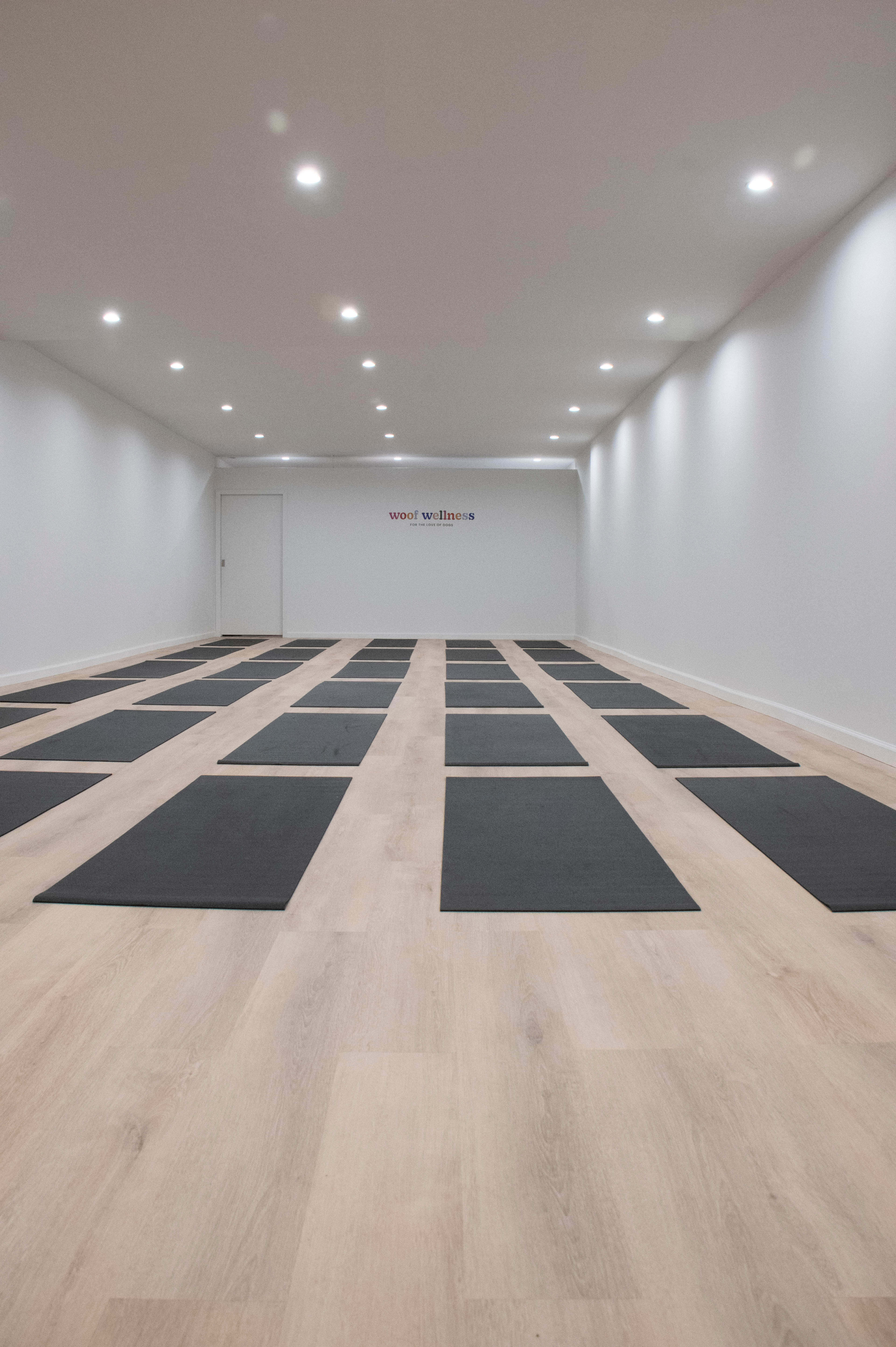 Flatiron yoga studio/event space with natural light Image in Midtown Manhattan, New York, NY