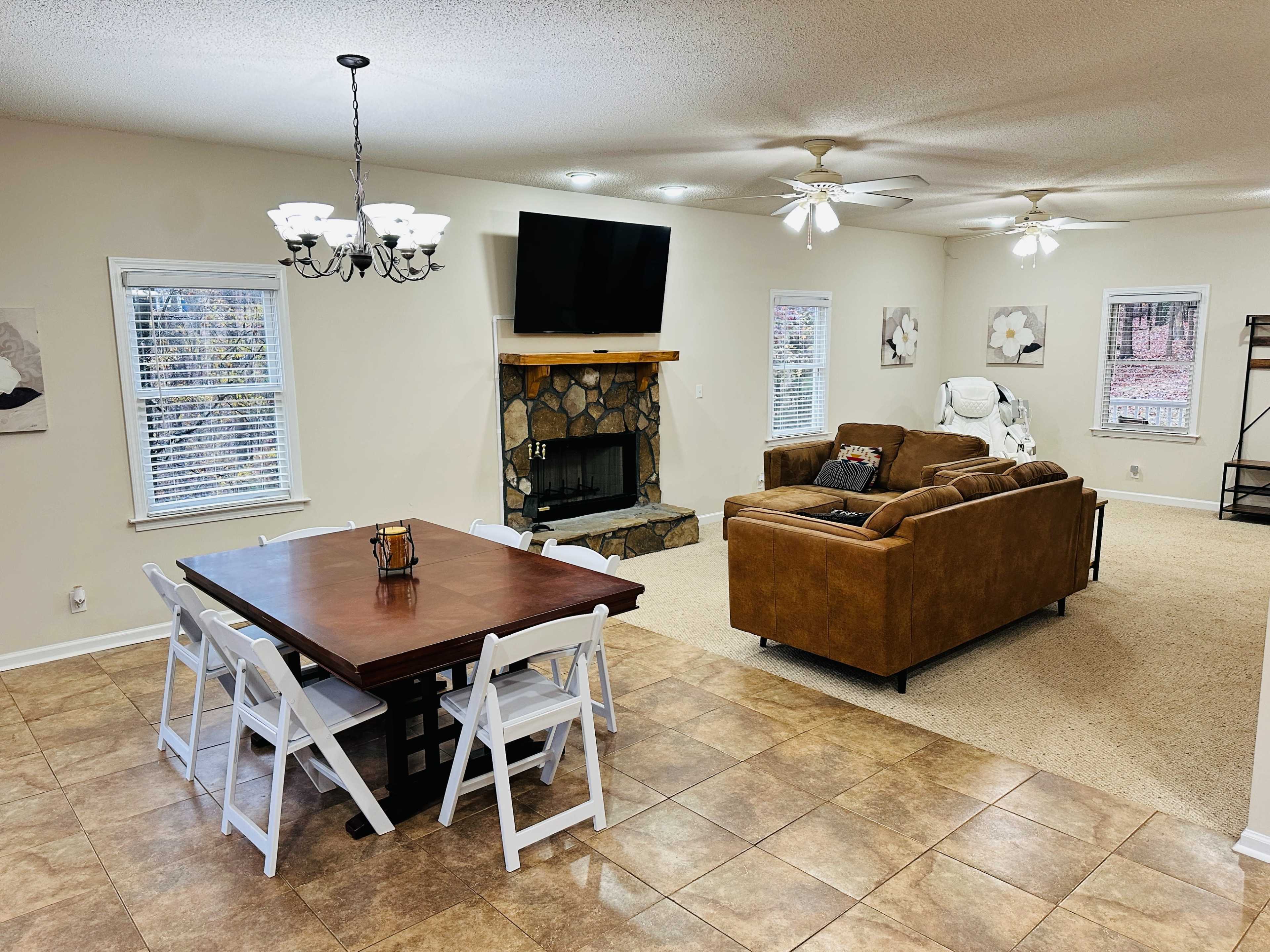 Lake House with Private Dock Image in Reed Creek, Hartwell, GA