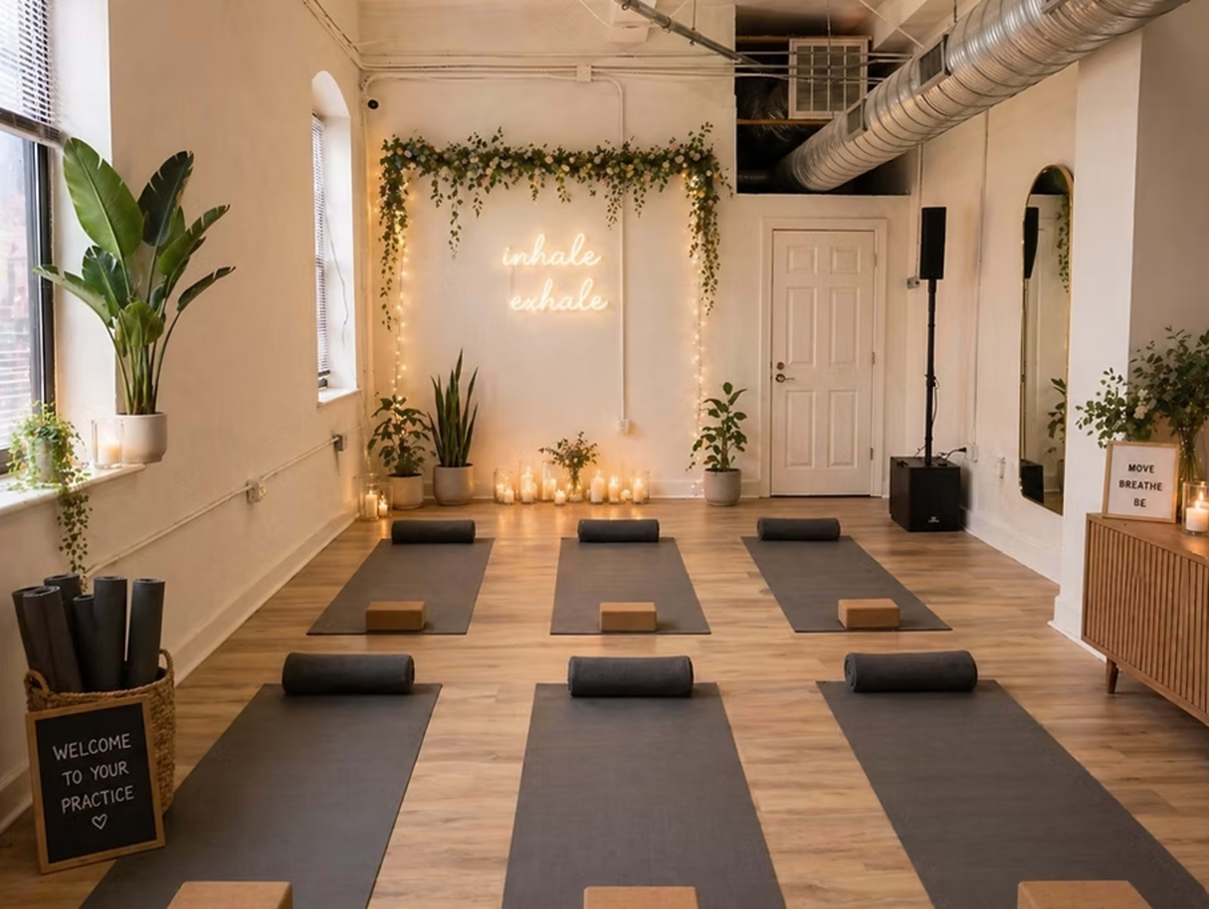 Intimate Event Space Image in Downtown, Newport News, VA