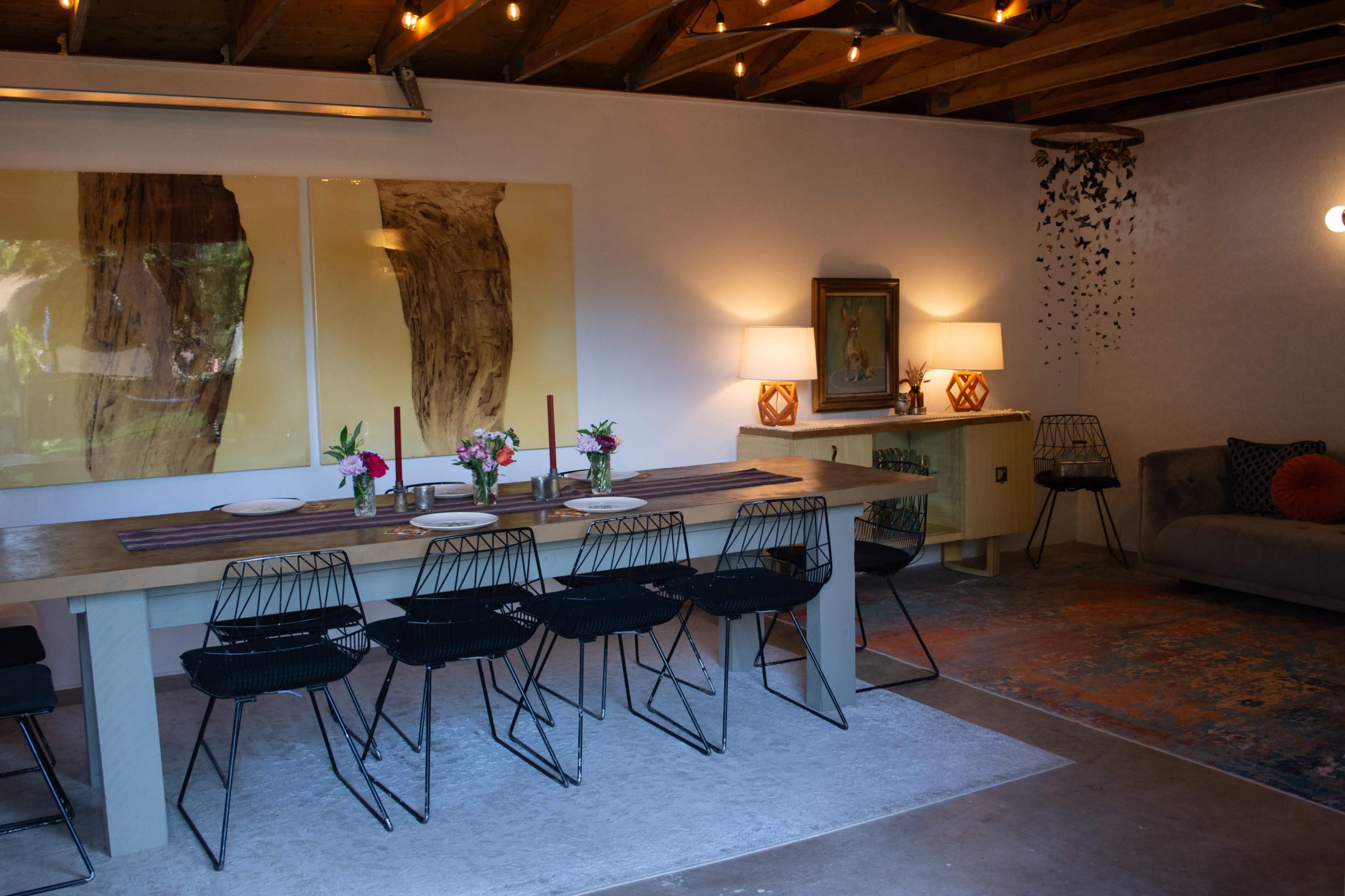 Stylish Mid-Century Modern Gathering Space Image in Pleasant Valley, Colorado Springs, CO