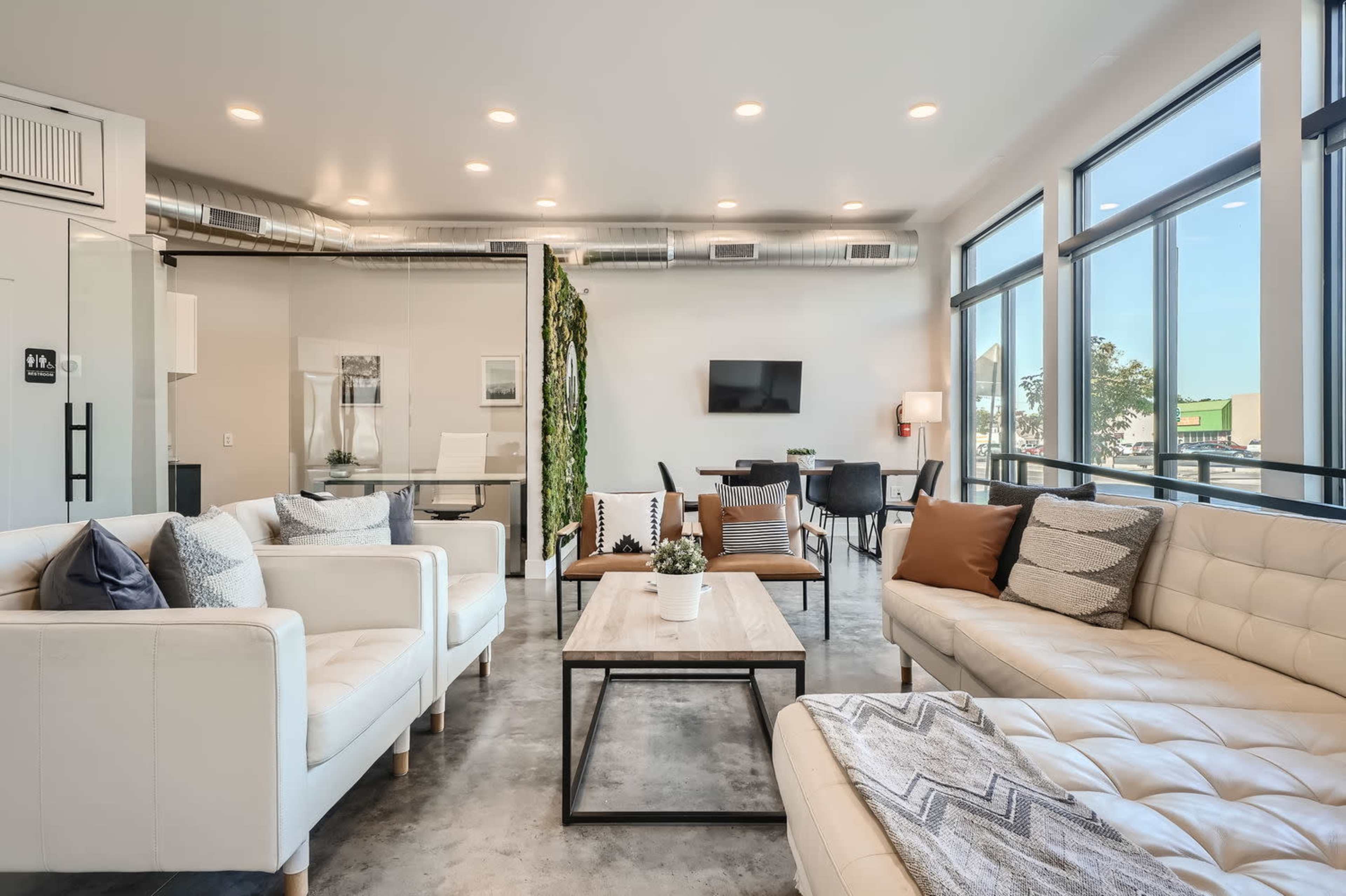 Modern Office with Conference Room, Office, Lounge & Kitchen Image in Five Points, Denver, CO