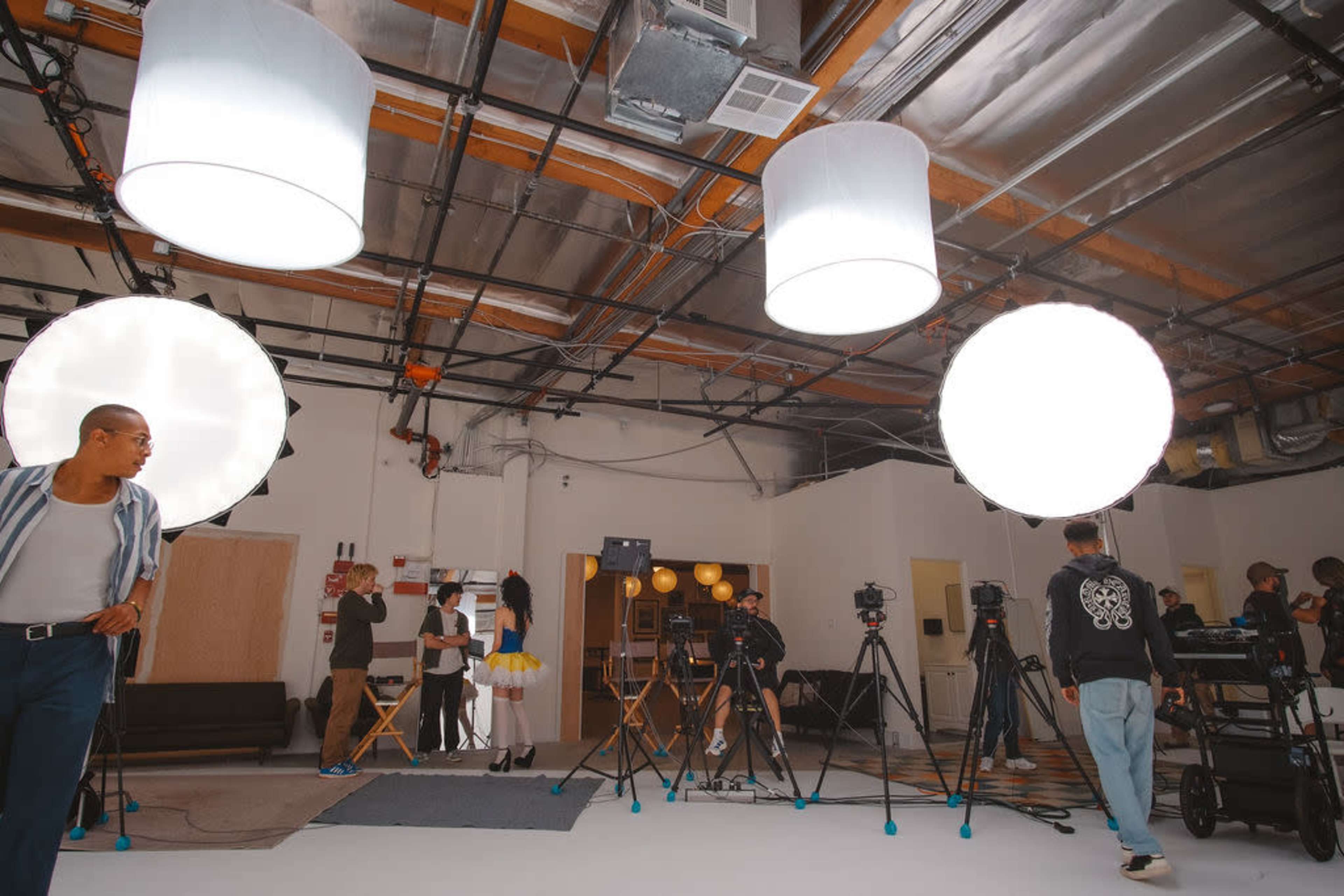 Massive 45' x 35' White Cyclorama Studio - Ideal for Film, Photo, and Commercial Shoots Image in Northridge, Northridge, CA