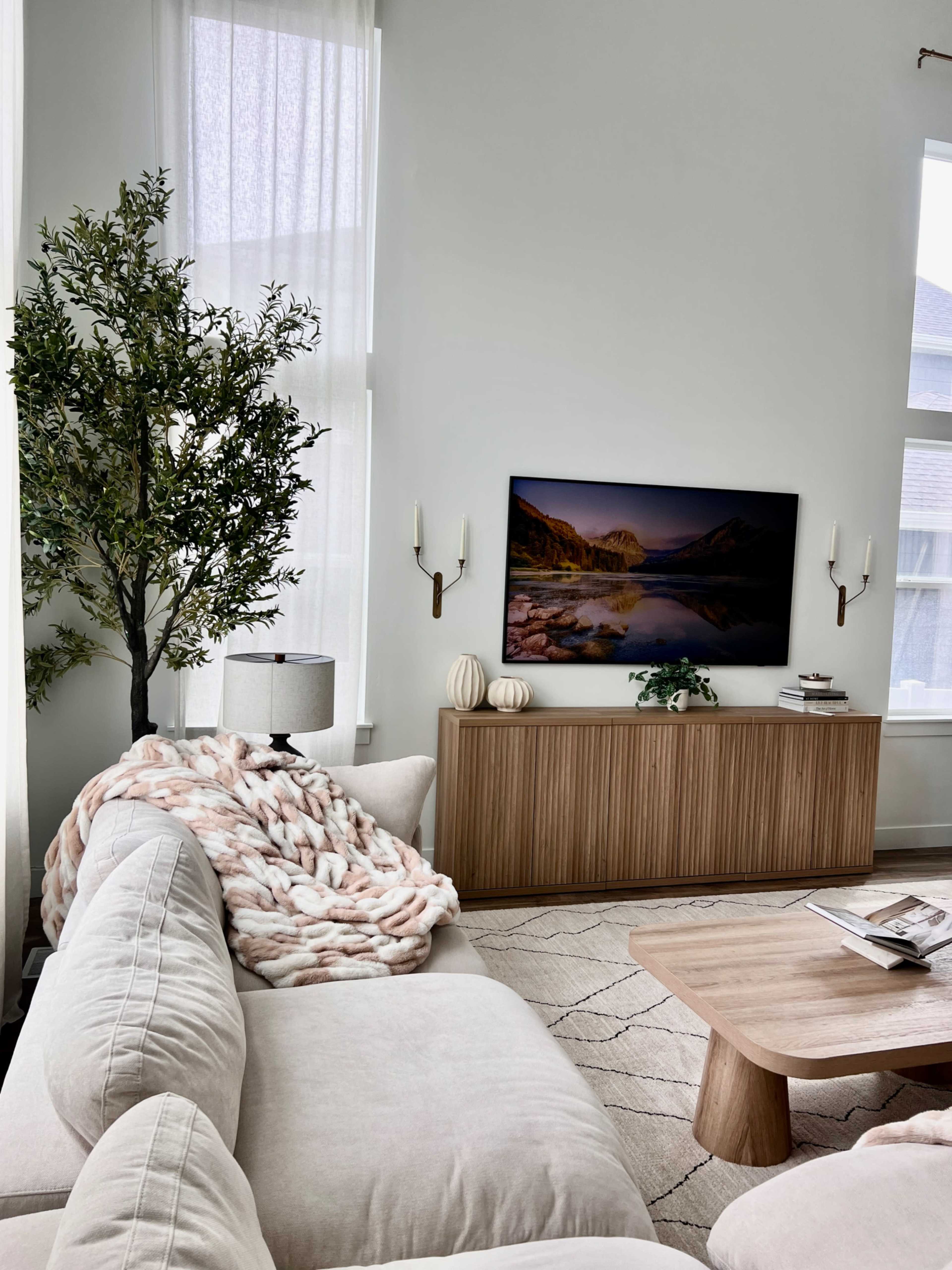 Sleek & Modern Minimalist Space Image in Pleasant Grove, Lehi, UT