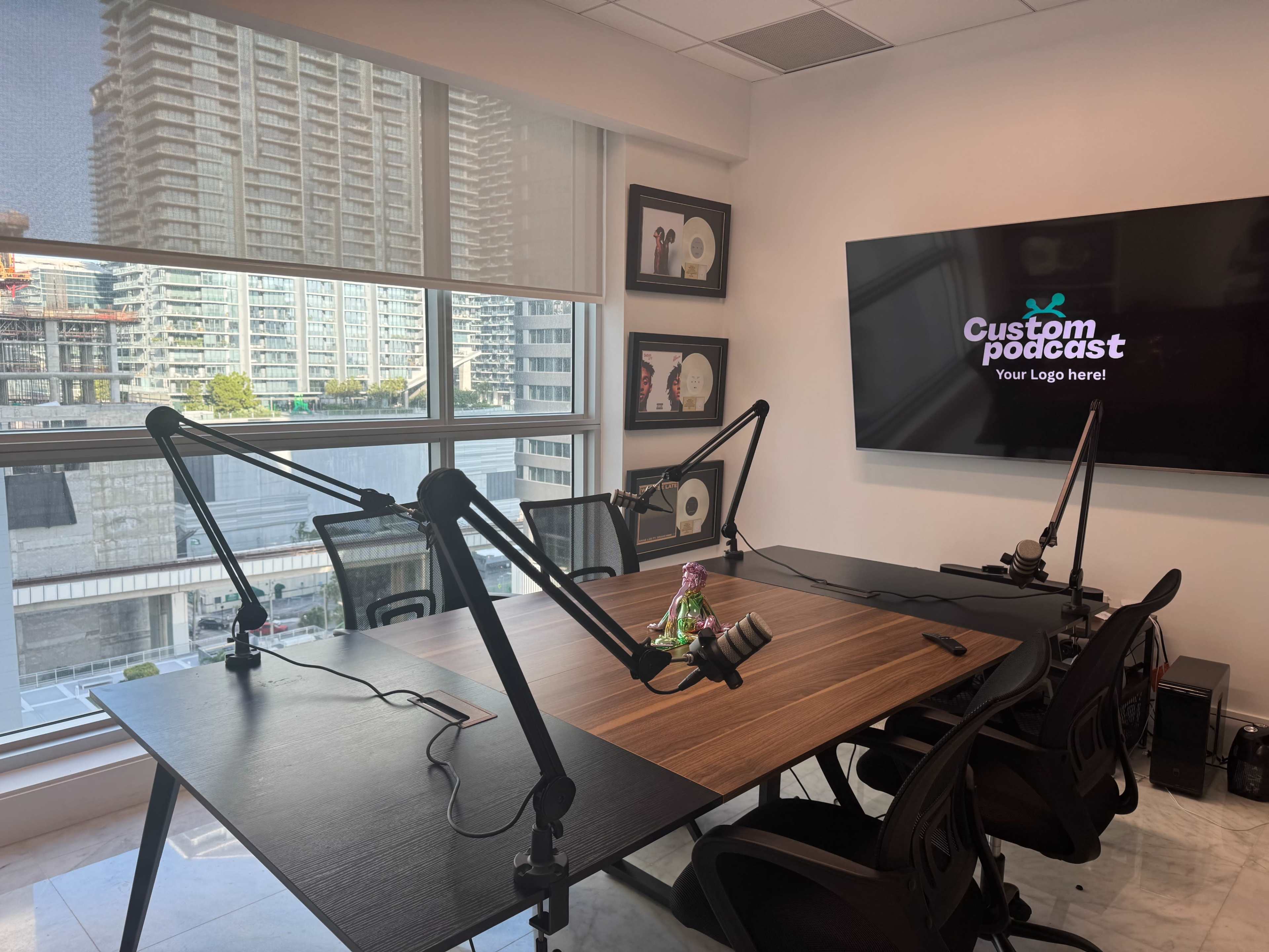 Brickell Creator Studio | Podcast • Video • Content Shoots Image in Downtown Miami, Miami, FL