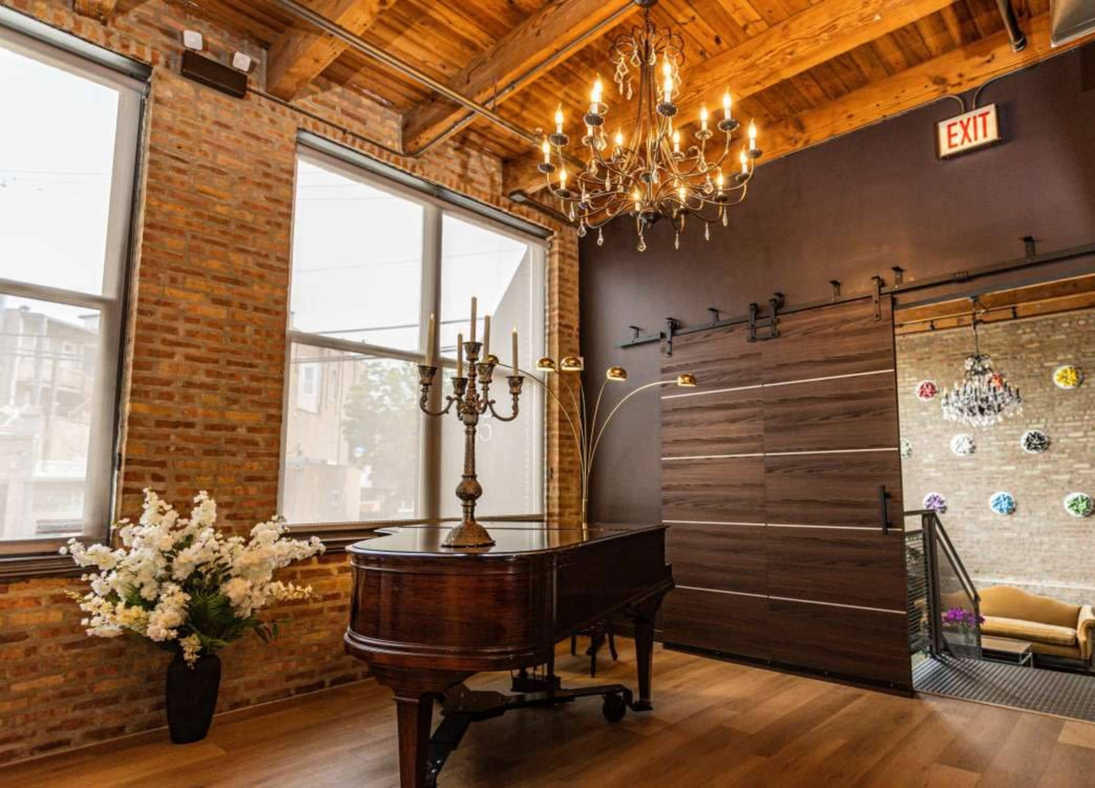 Clybourn corridor industrial loft Image in Near North Side, Chicago, IL