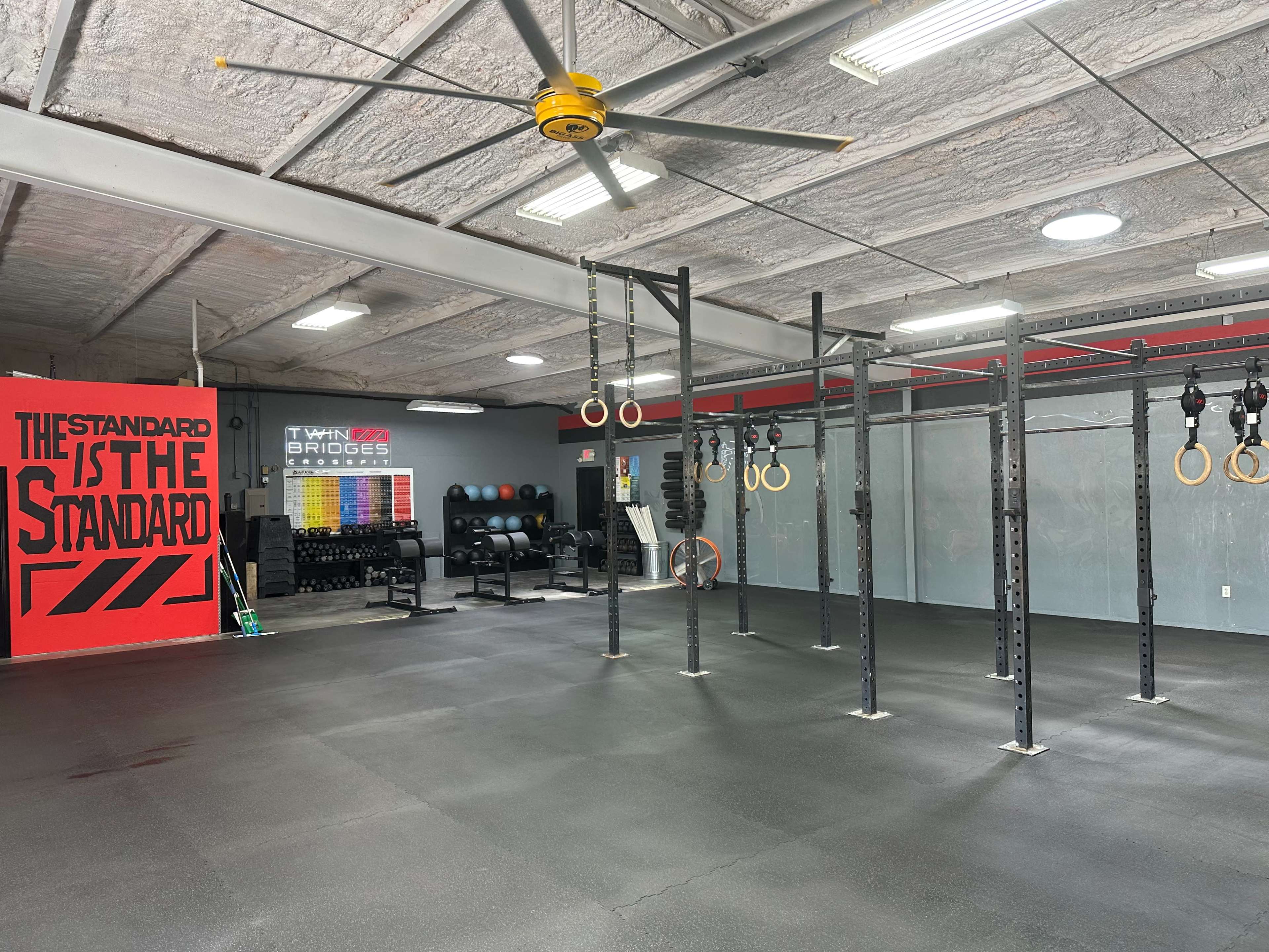 Spacious 4000 sq ft CrossFit Gym with Excellent Lighting & Parking Image in , Waco, TX