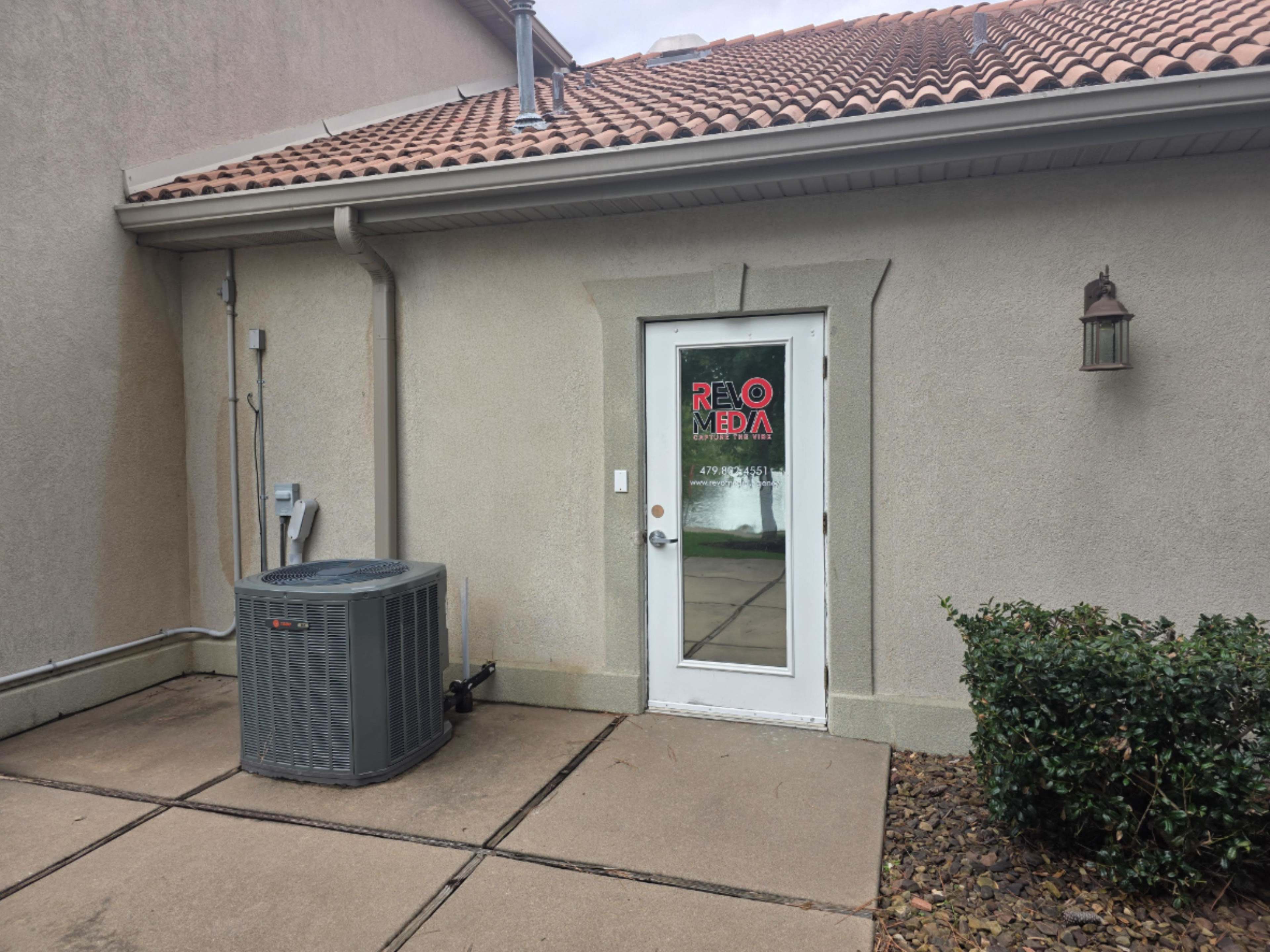 Clean Aesthetic Modern Business Park Podcast & Video Studio in Village on the Creeks Image in Rogers, Rogers, AR