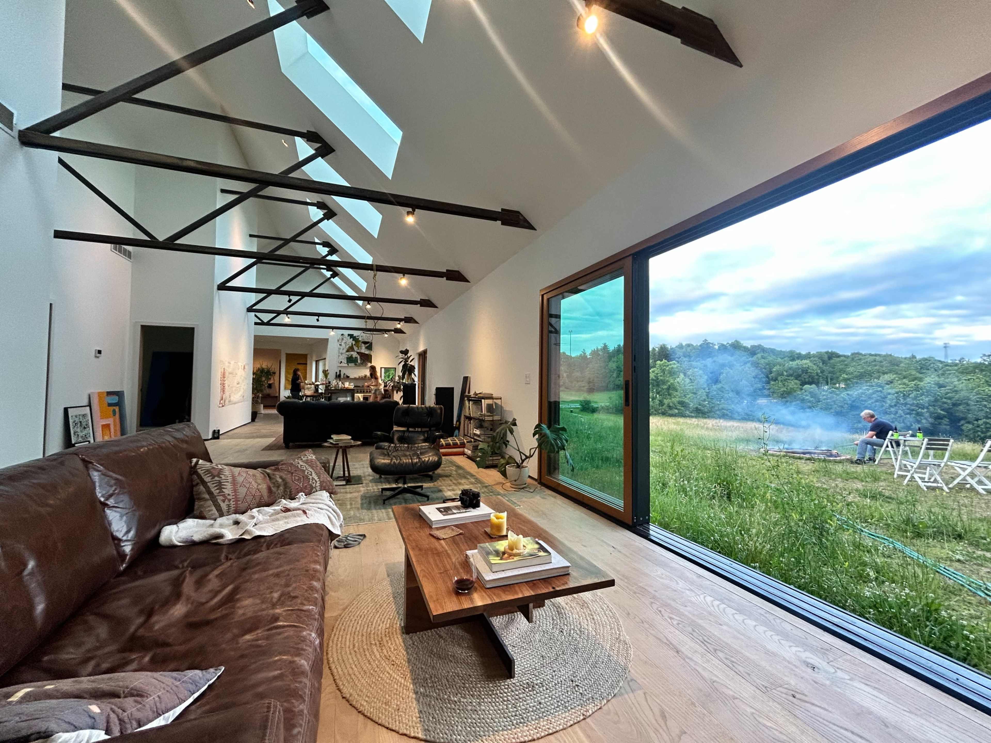 Modern Home Studio on 10 Acres Image in Bowling Green Township, Thornville, OH