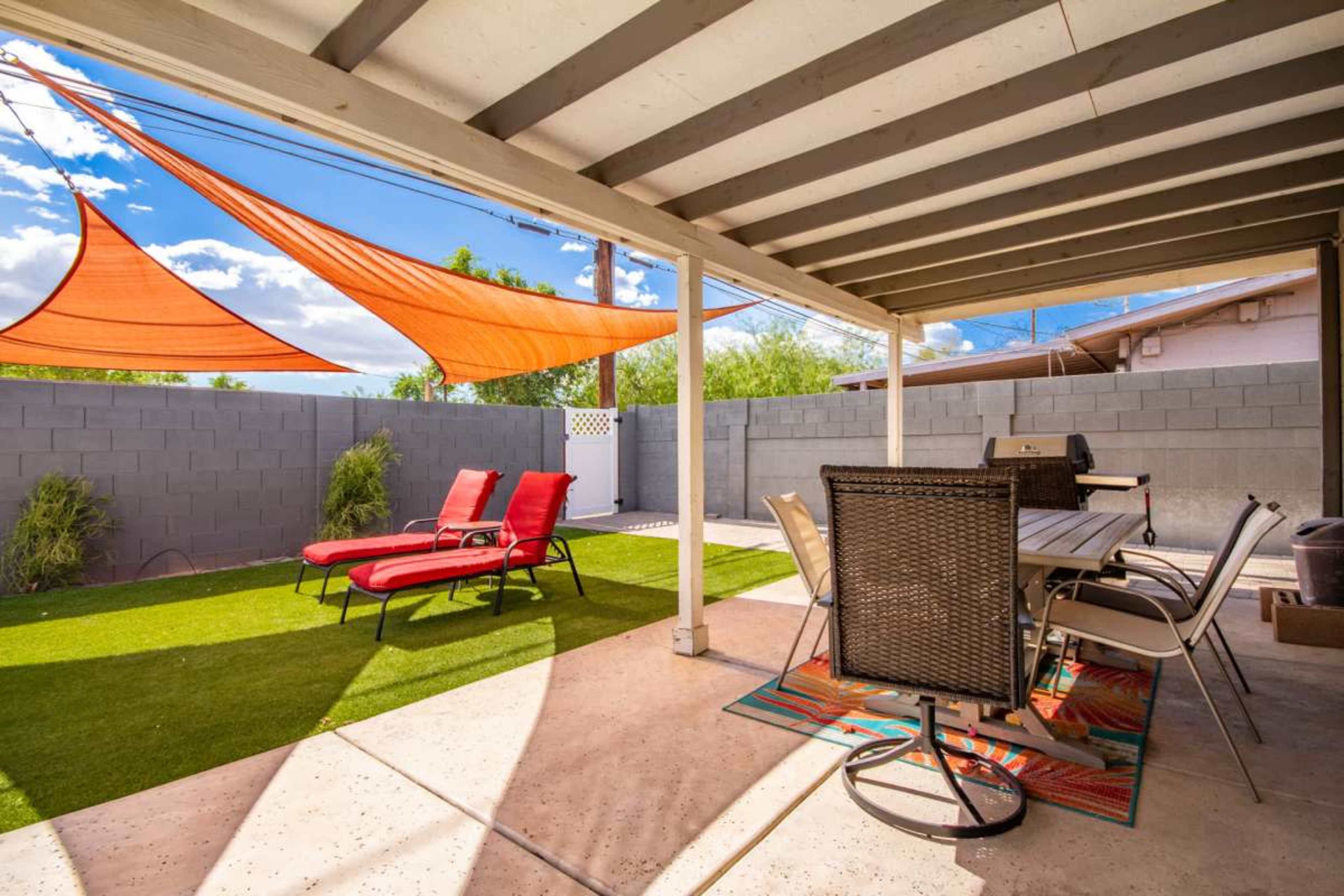 Desert Pool Paradise Near ASU – Perfect for Small Gatherings Image in Tempe, Tempe, AZ