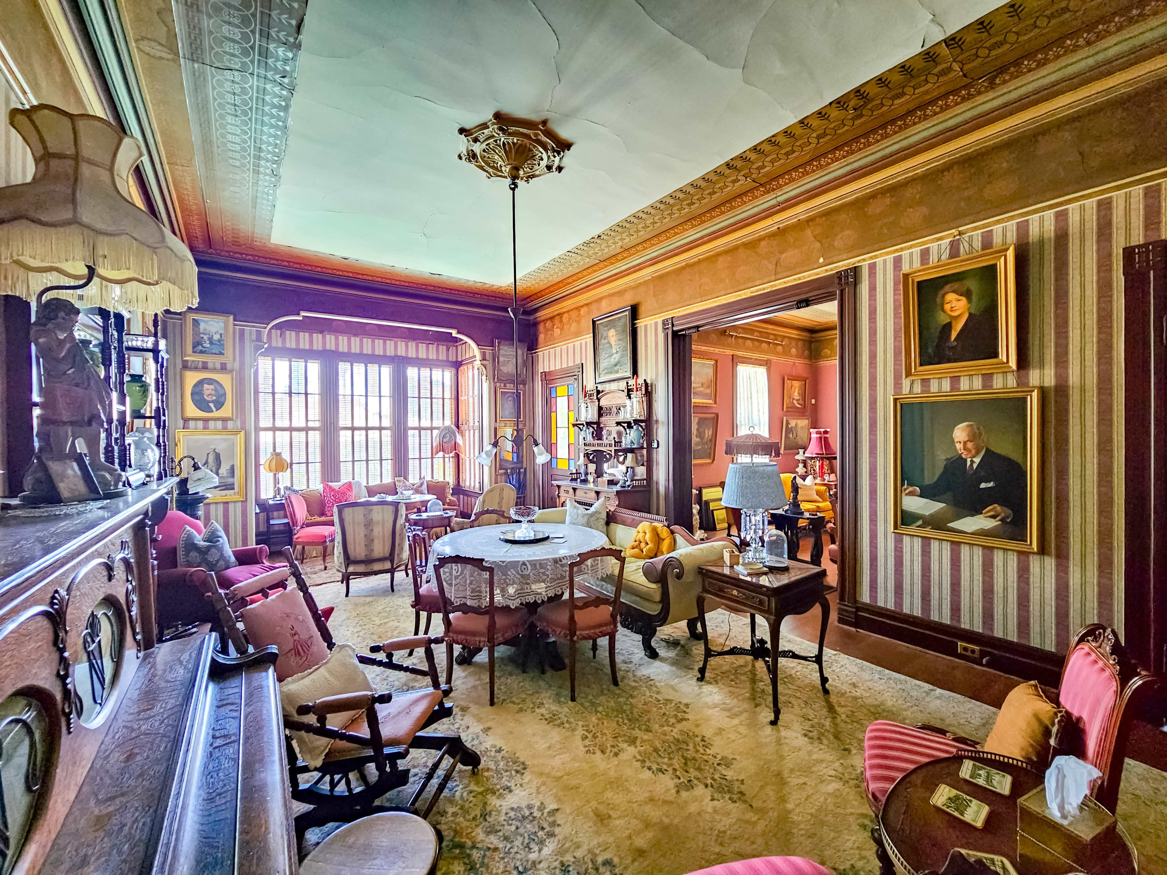 Period Victorian Historic Inn & European Gardens Image in Visalia, Visalia, CA