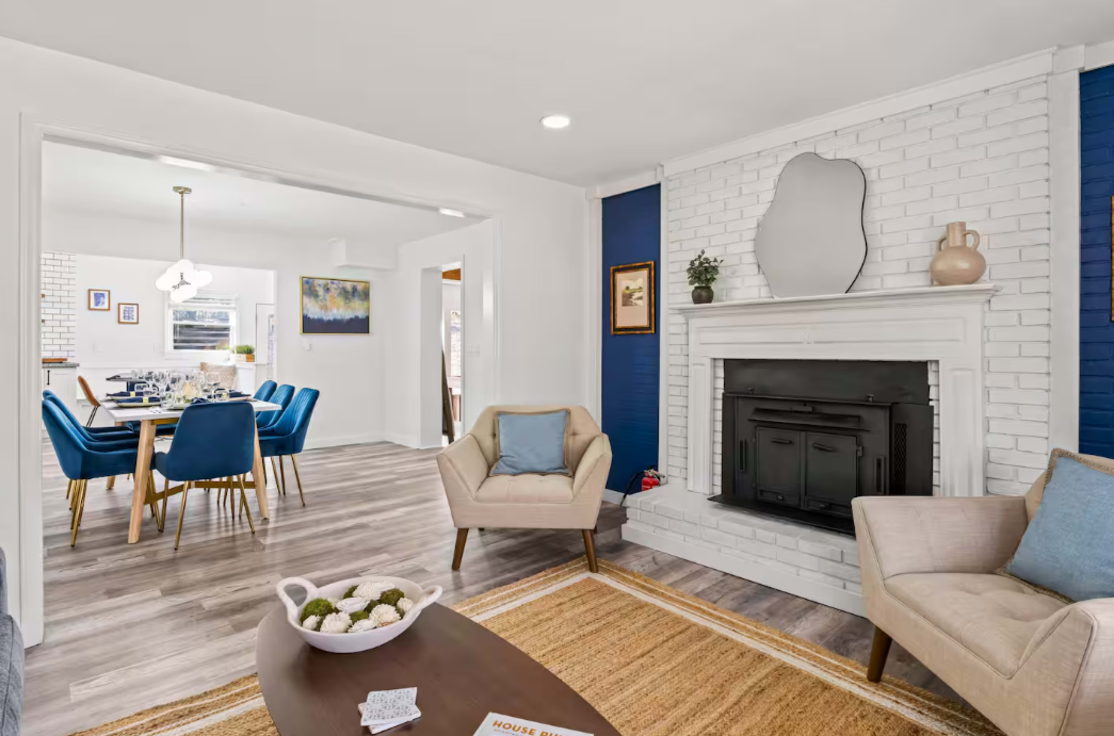 HotTub, FirePit, Pets, Pool Table, Outdoor Dining Image in , Hendersonville, NC