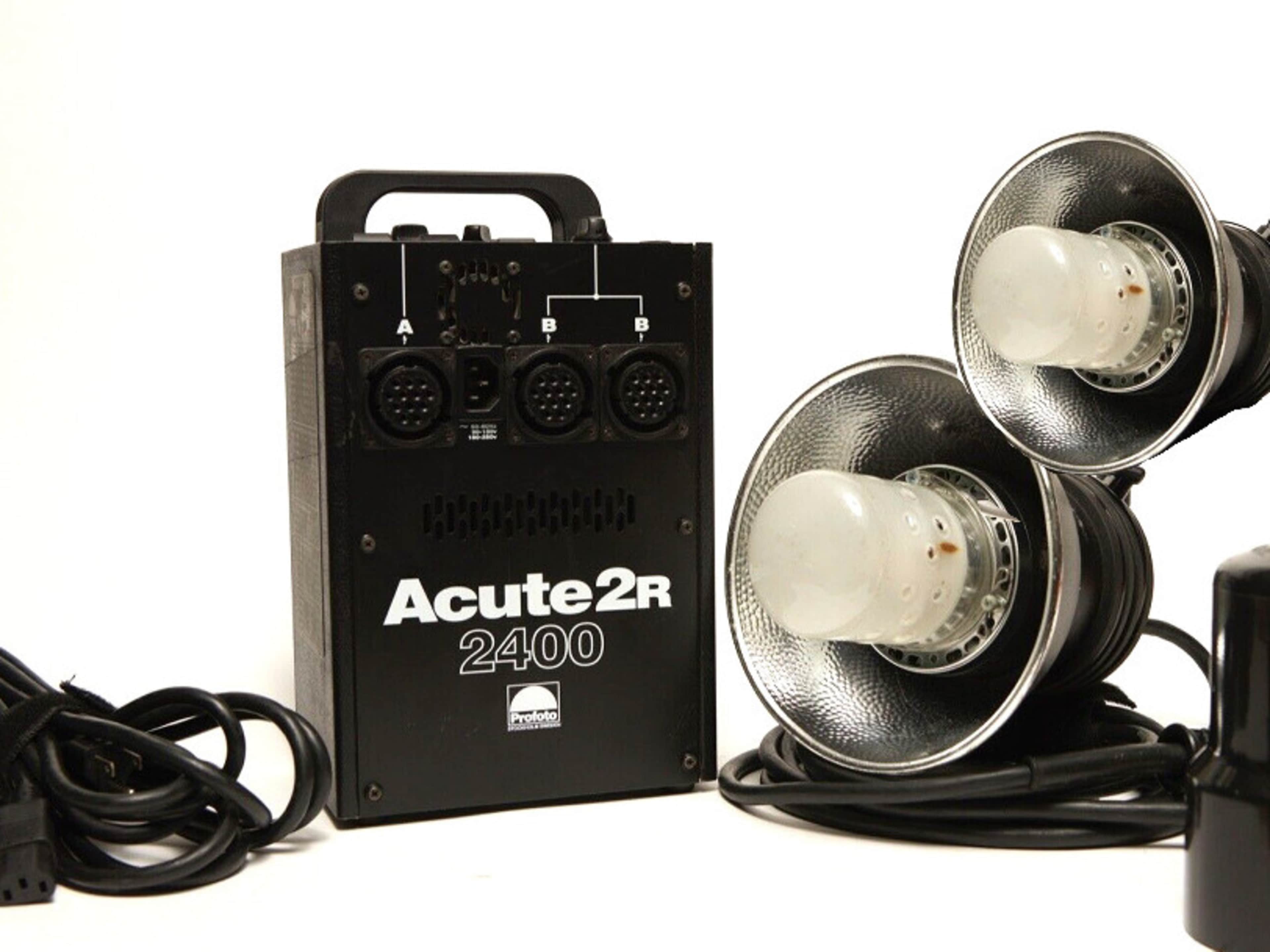  2) Profoto 2400 2R Power Pack + 2 heads 