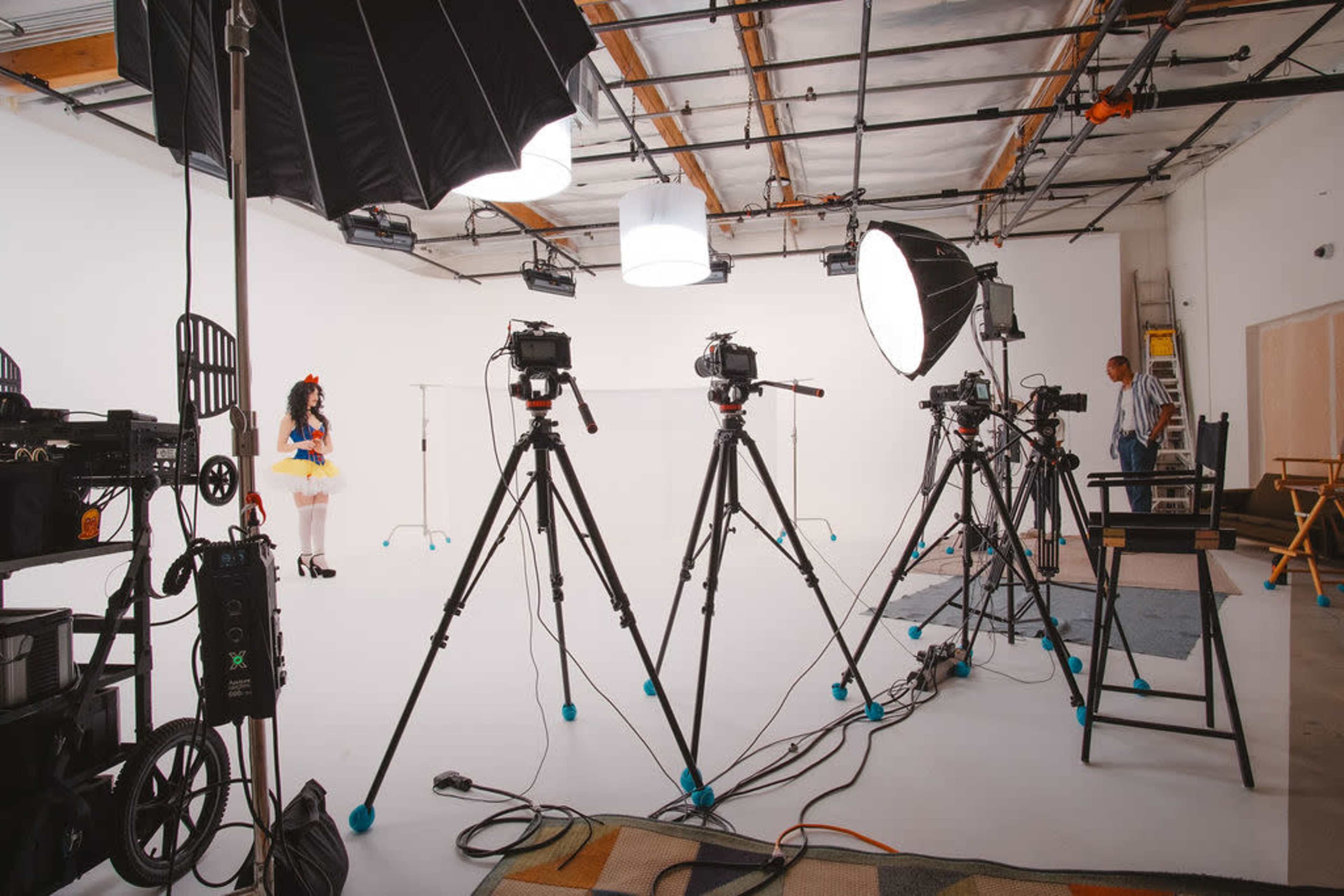 Massive 45' x 35' White Cyclorama Studio - Ideal for Film, Photo, and Commercial Shoots Image in Northridge, Northridge, CA