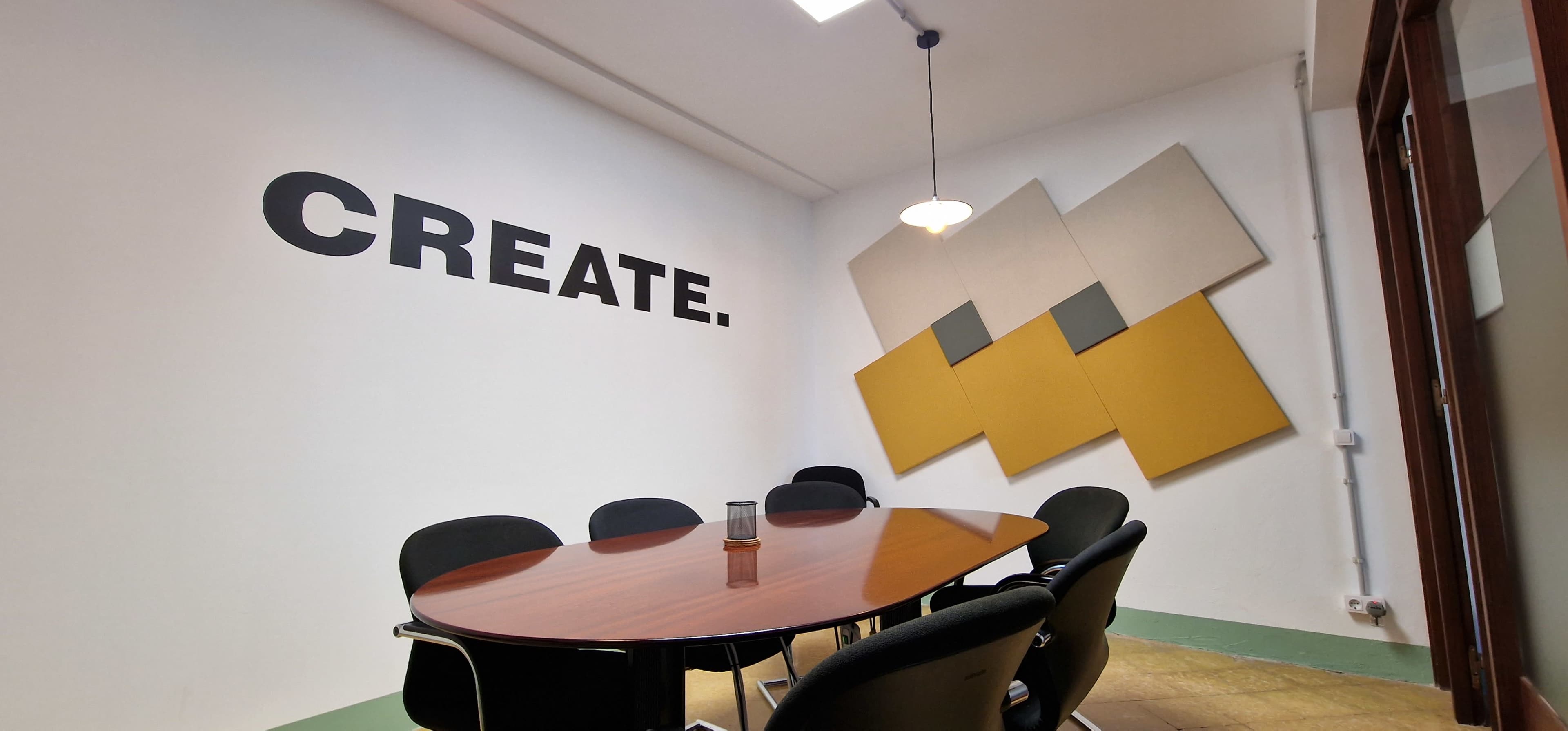 Sala de reuniones para hasta 6 personas con espacios comunes Imagen en , Gelida, B