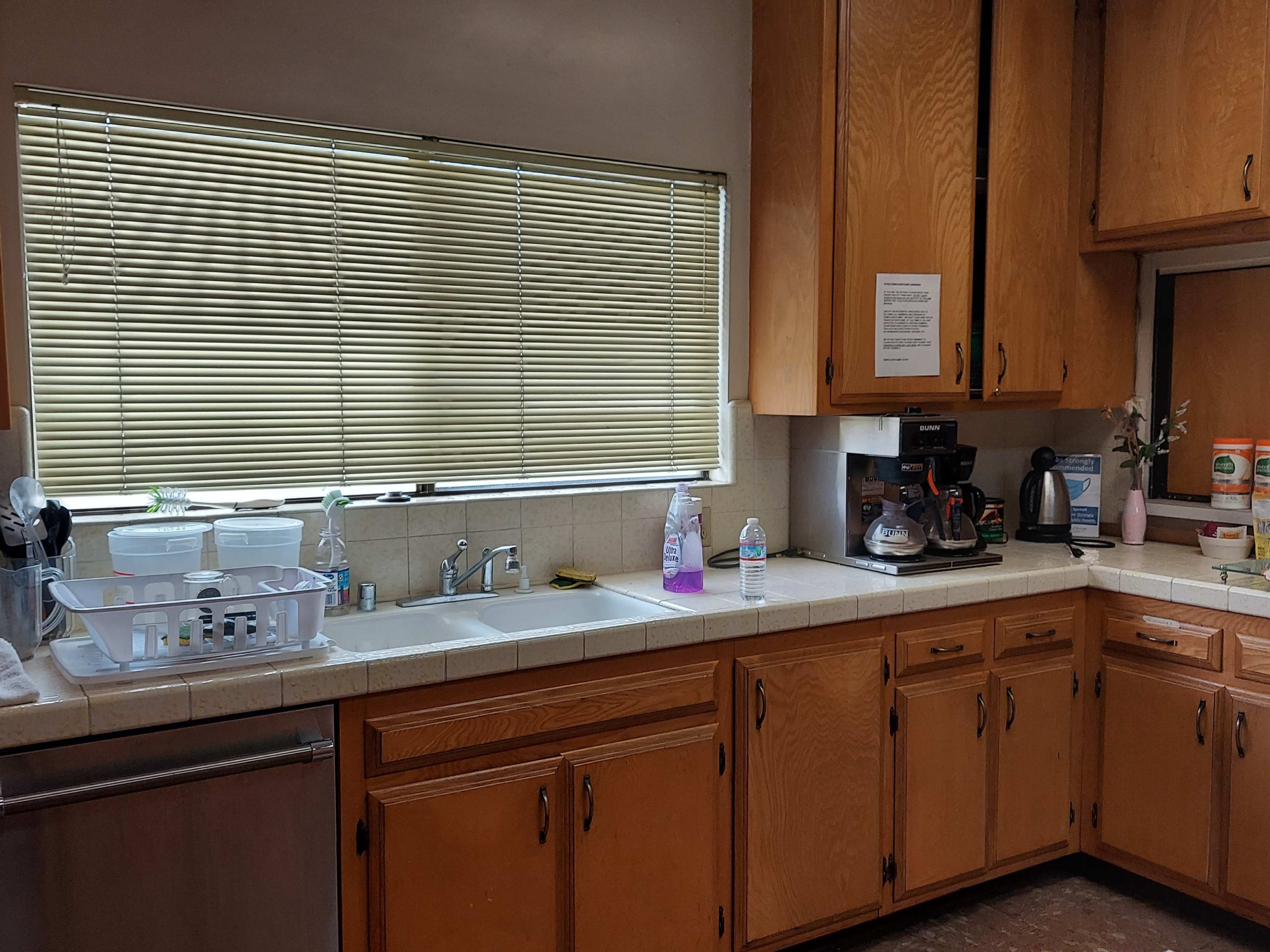 VERSATILE BUILDING! MUST SEE! Office, kitchen, large meeting room, classrooms, courtyard, various outside doors. Image in Burbank, Burbank, CA