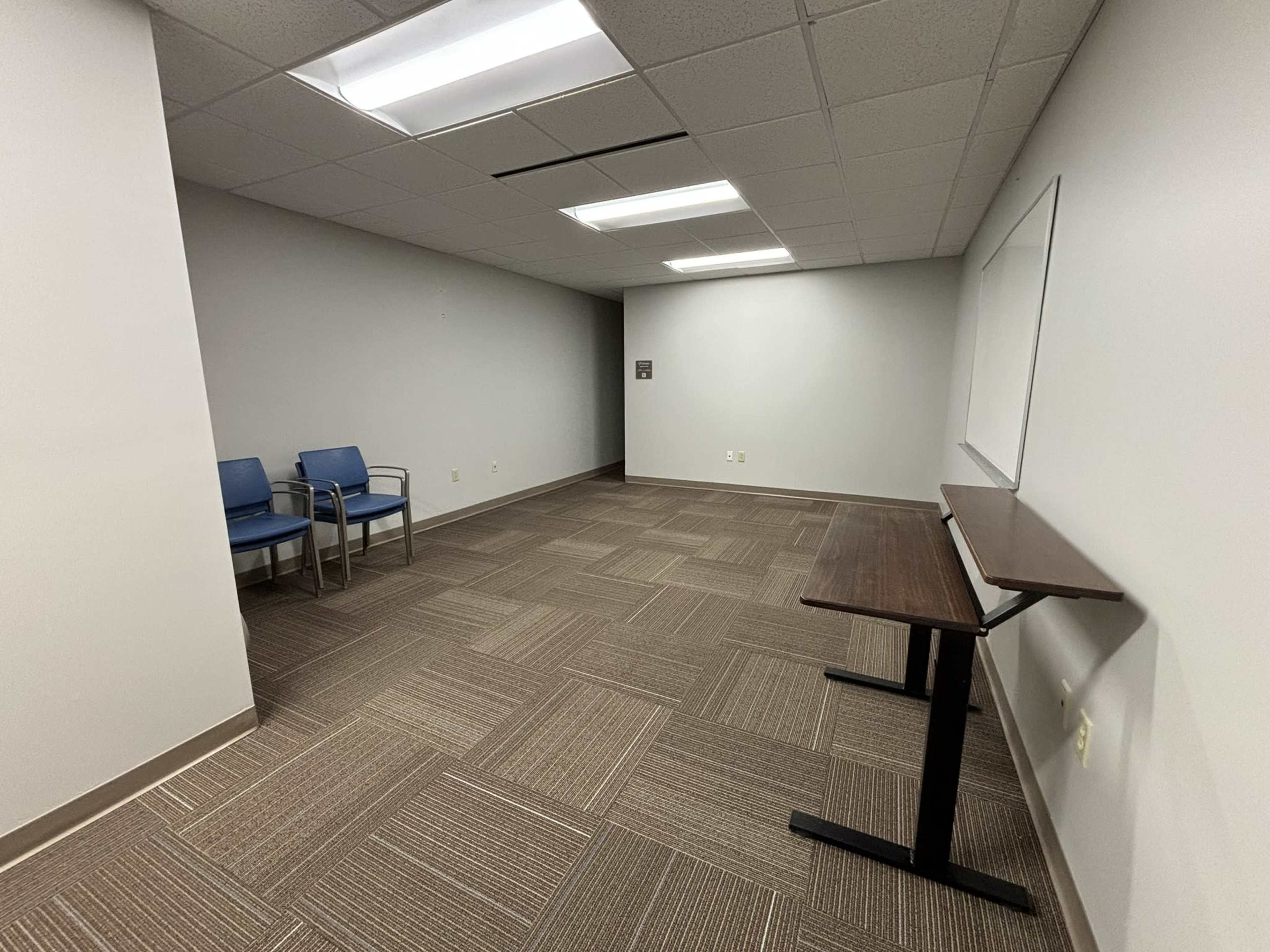 Flexible Classroom Space for Yoga, Meditation, Mat Classes, Training Workshops, and More Image in Brentwood, Nashville, TN