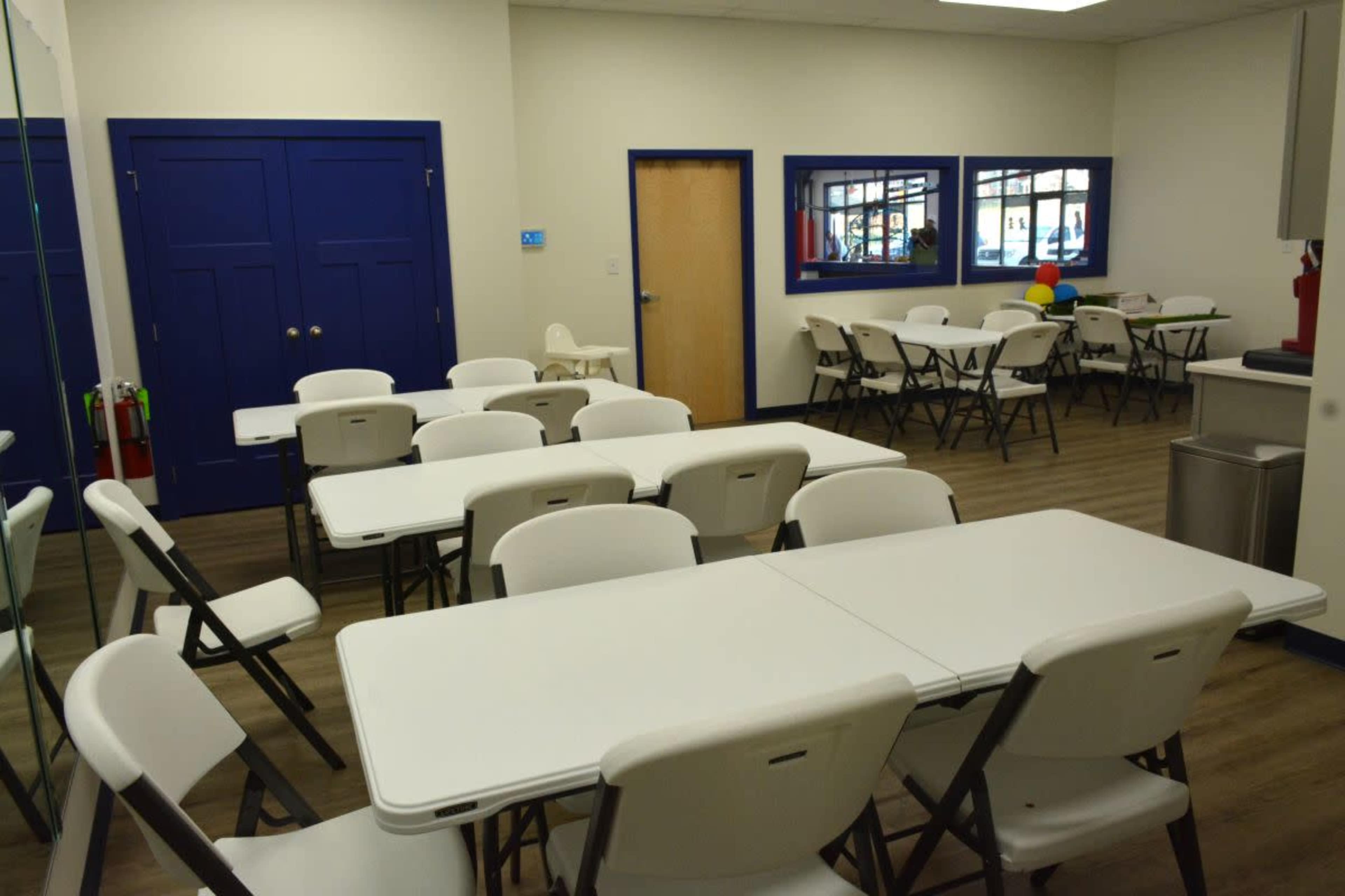 Clarksville (Sango) Classroom/Office Space near I-24 Exit 11 Image in Clarksville, Clarksville, TN