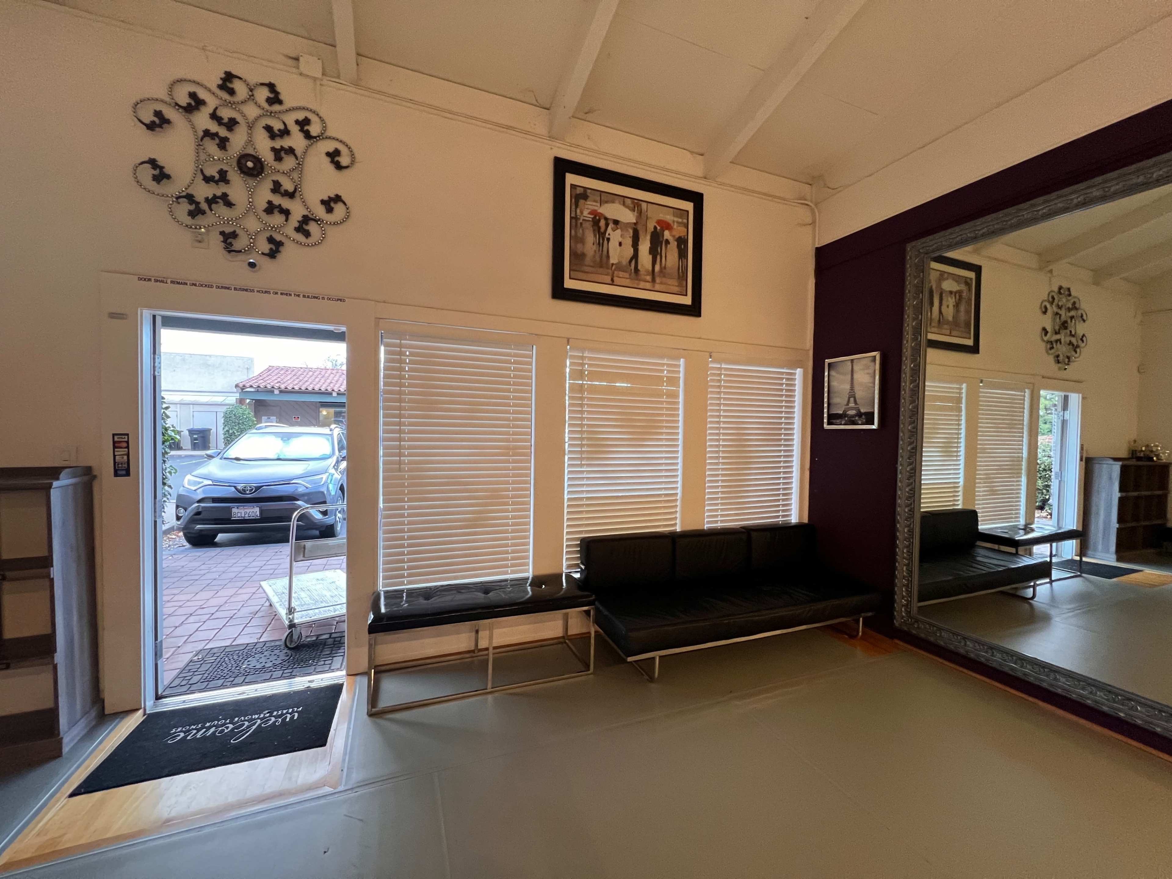 Professional Dance Studio in Pleasanton (Full mirrors + Sound) Image in Pleasanton, Pleasanton, CA