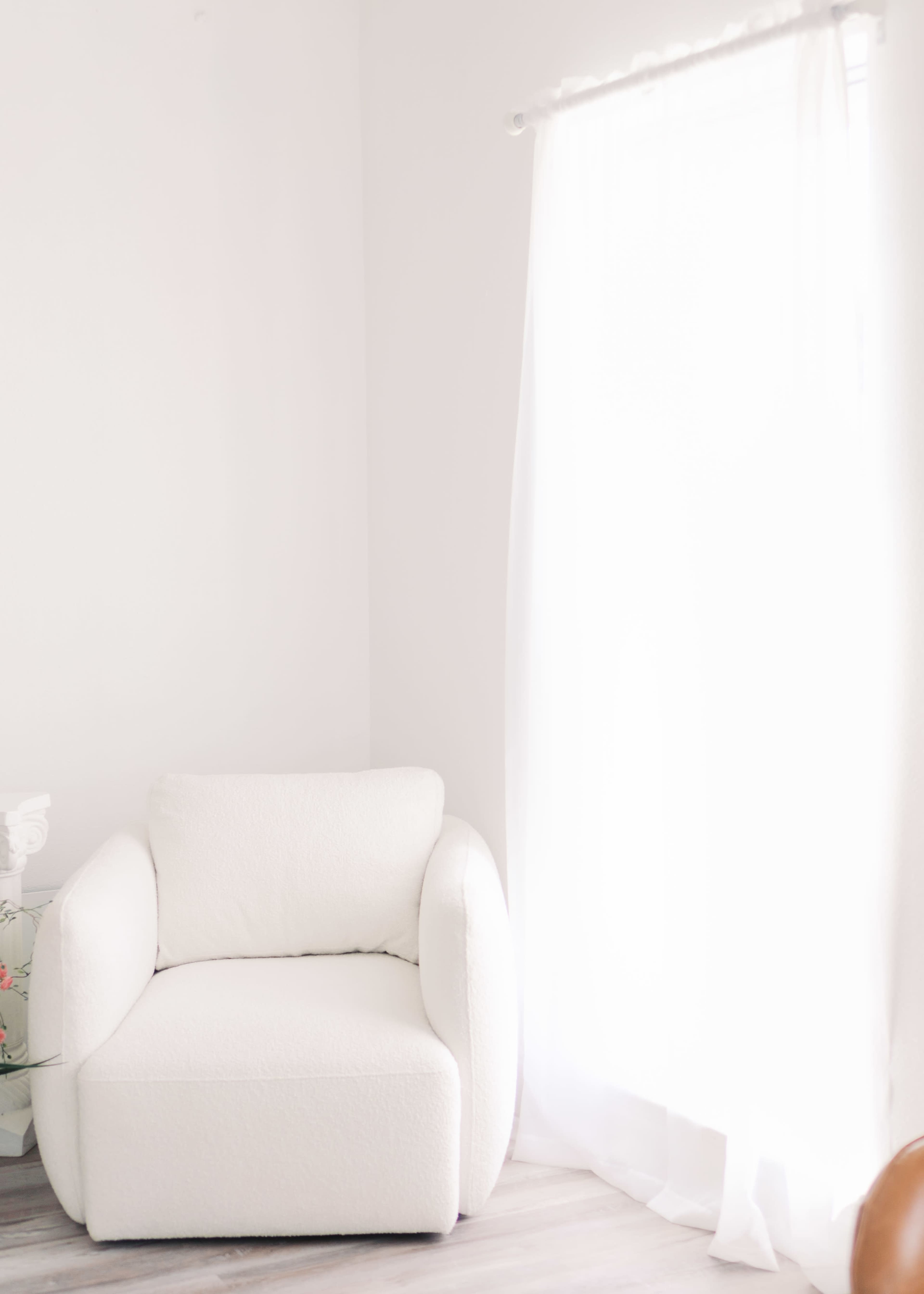 Photography Studio | Natural Light and Open Floor Image in Addison, Addison, TX