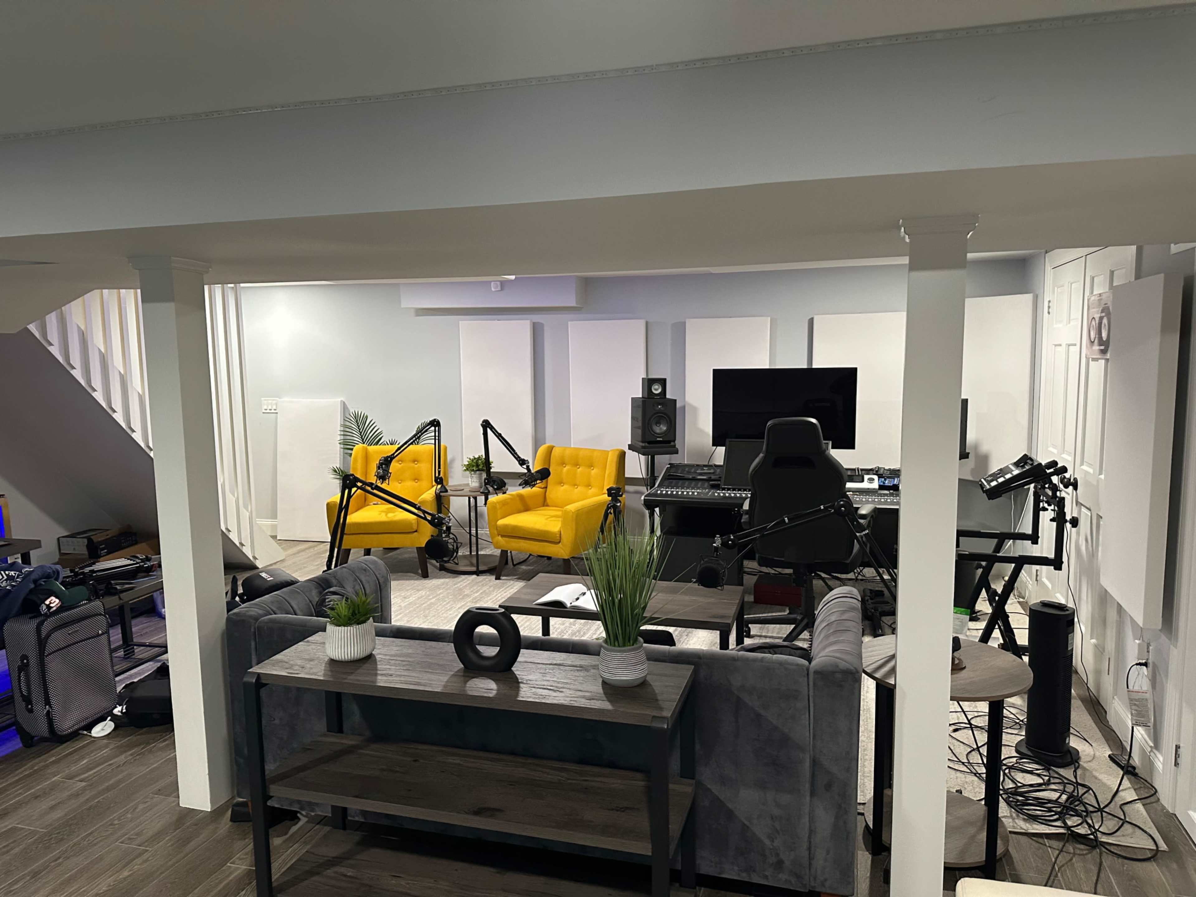 Paper Trail podcast and recording studio. Voiceover and vocal, instrument tracking, audio book and recording Image in Danbury, Danbury, CT