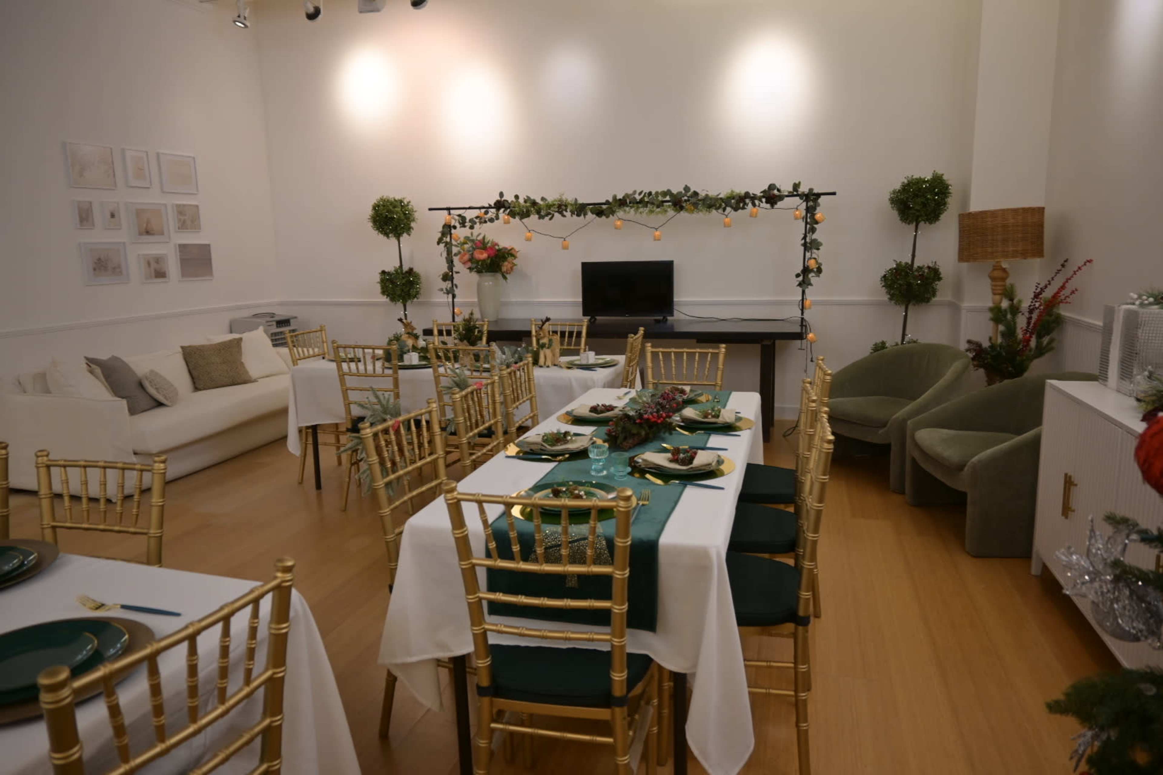 Elegant event place inside a baby shop in an outdoor shopping center Image in Far North Central, San Antonio, TX