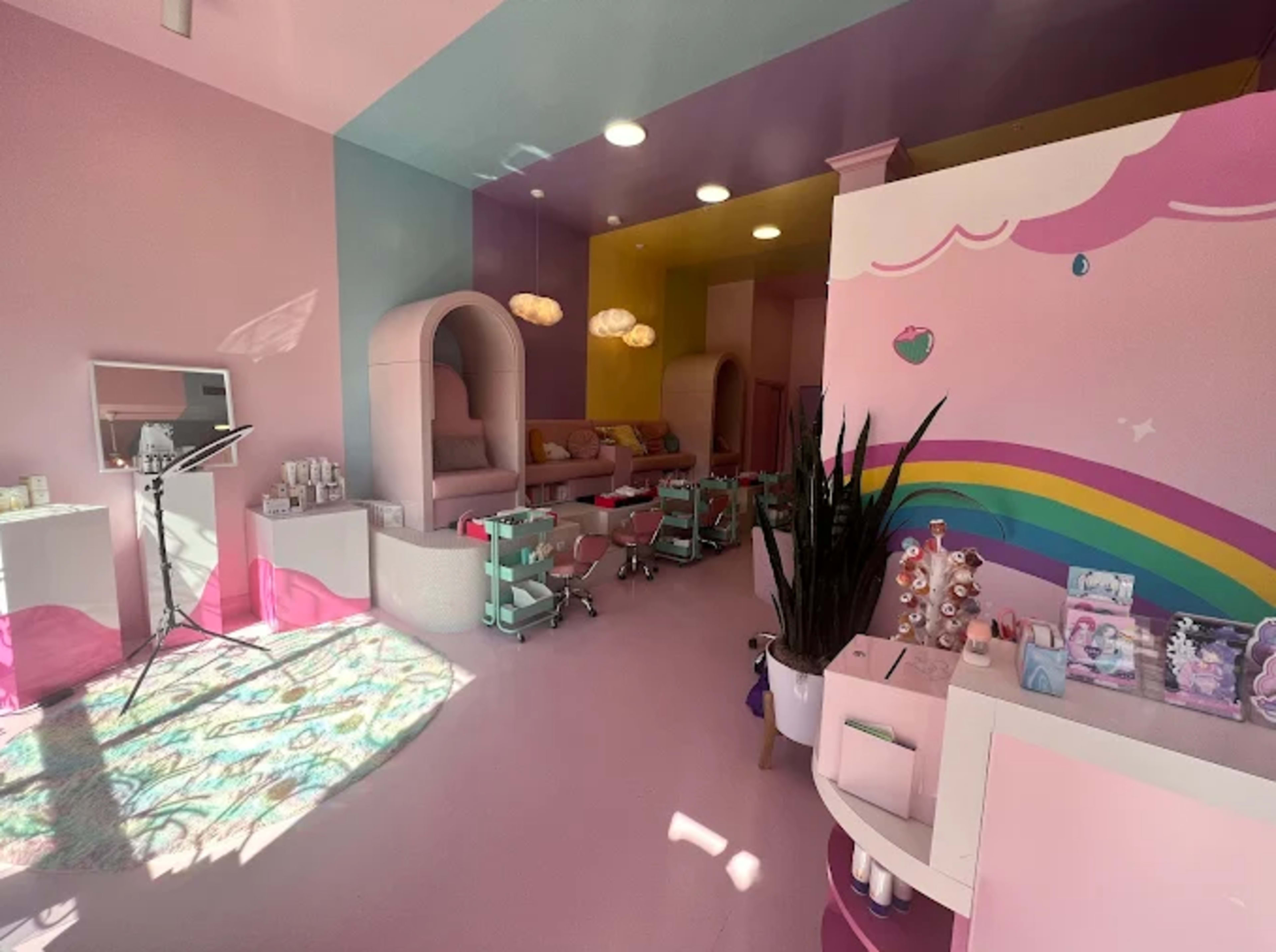 Chic Pink Salon Studio on South Congress Image in St. Edwards, Austin, TX