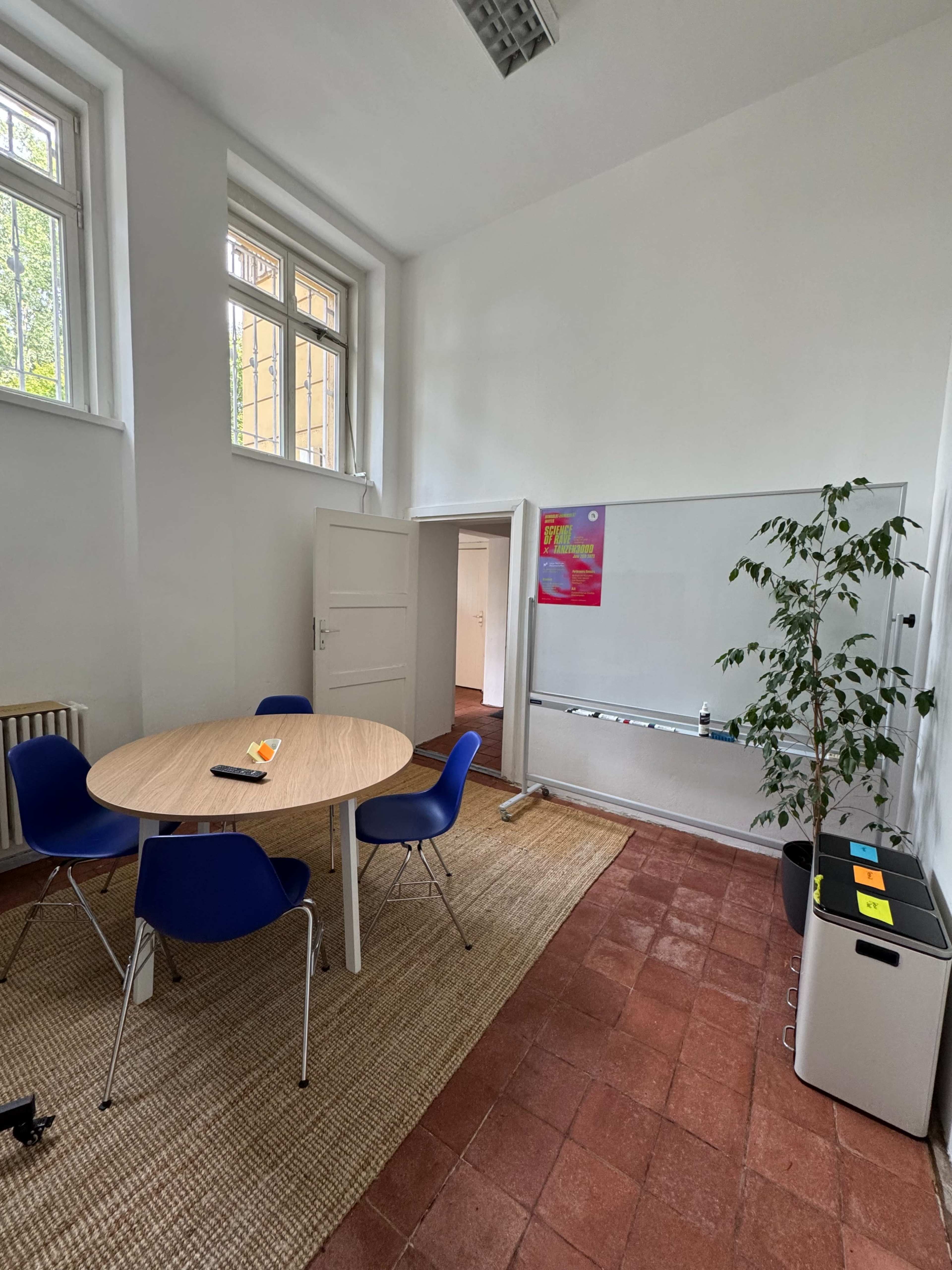 fhain Office – Workshop Space mit Geschichte & Atmosphäre Image in Friedrichshain, Berlin