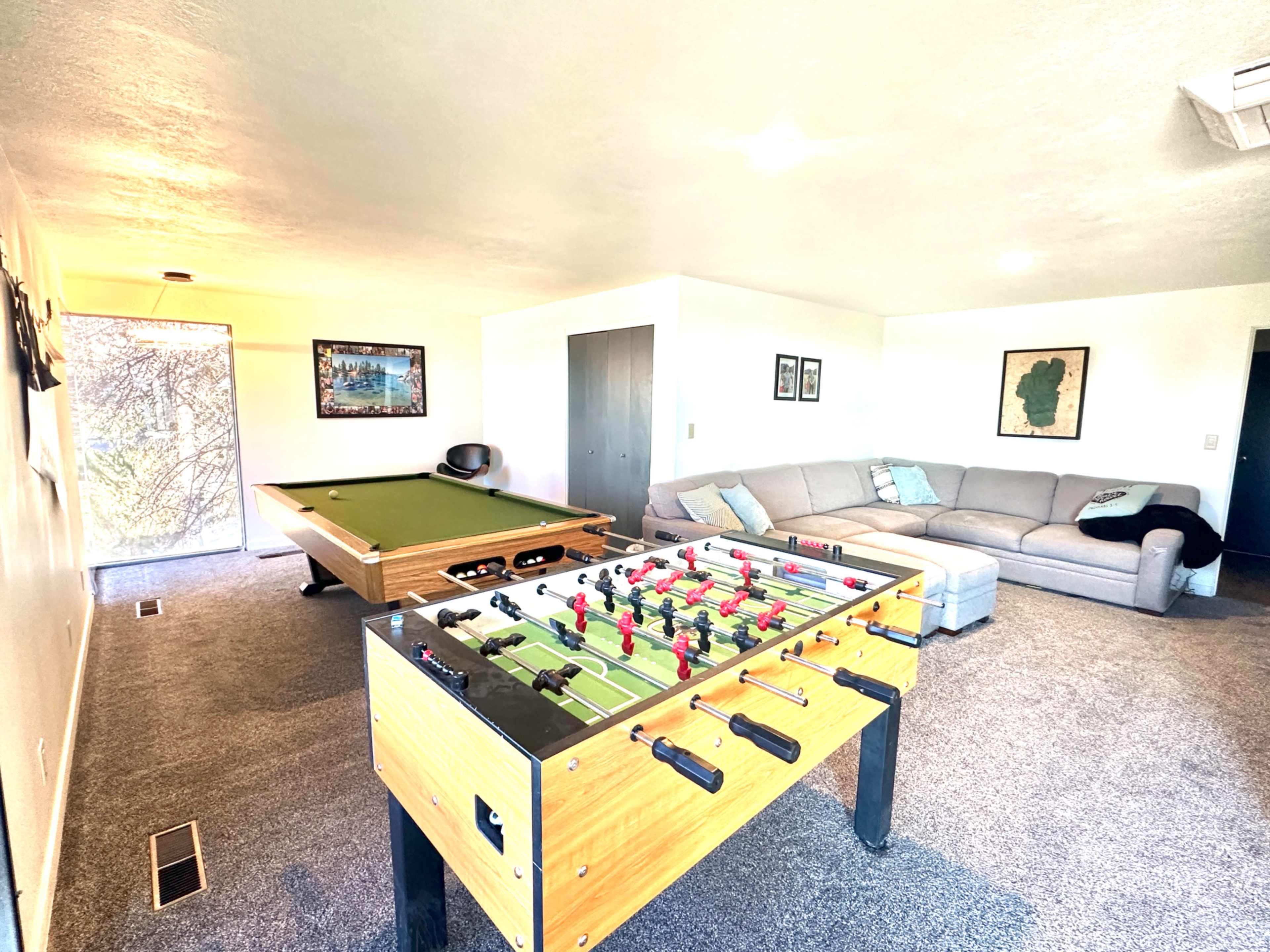 Light-Filled Modern Mountain Home with Quartz Kitchen, Deck Views & Wellness Spaces Image in Oak Hills, Provo, UT