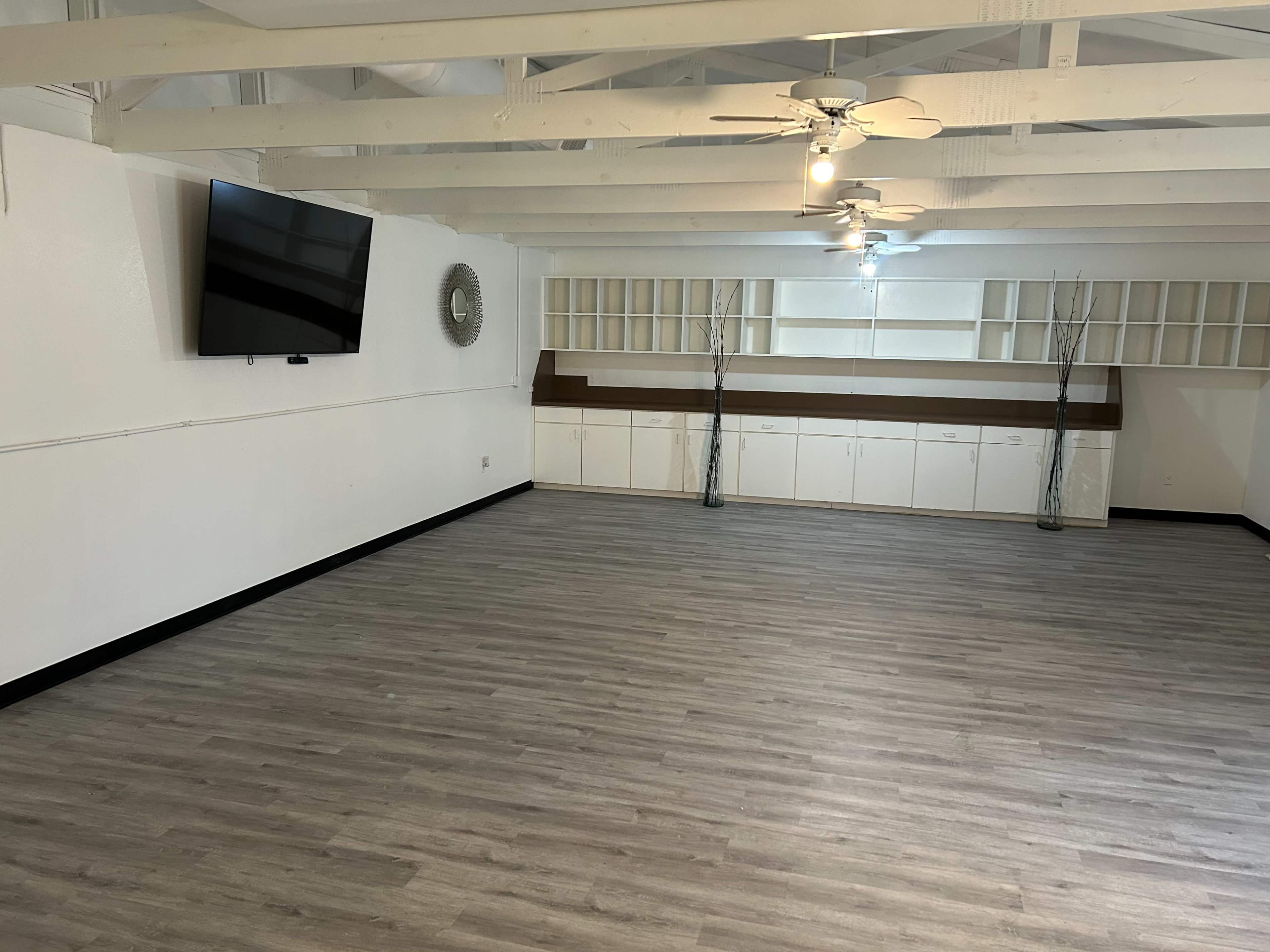 Urban Multipurpose and Spacious Event Center w/ Kitchen Image in Cedar Crest, Dallas, TX