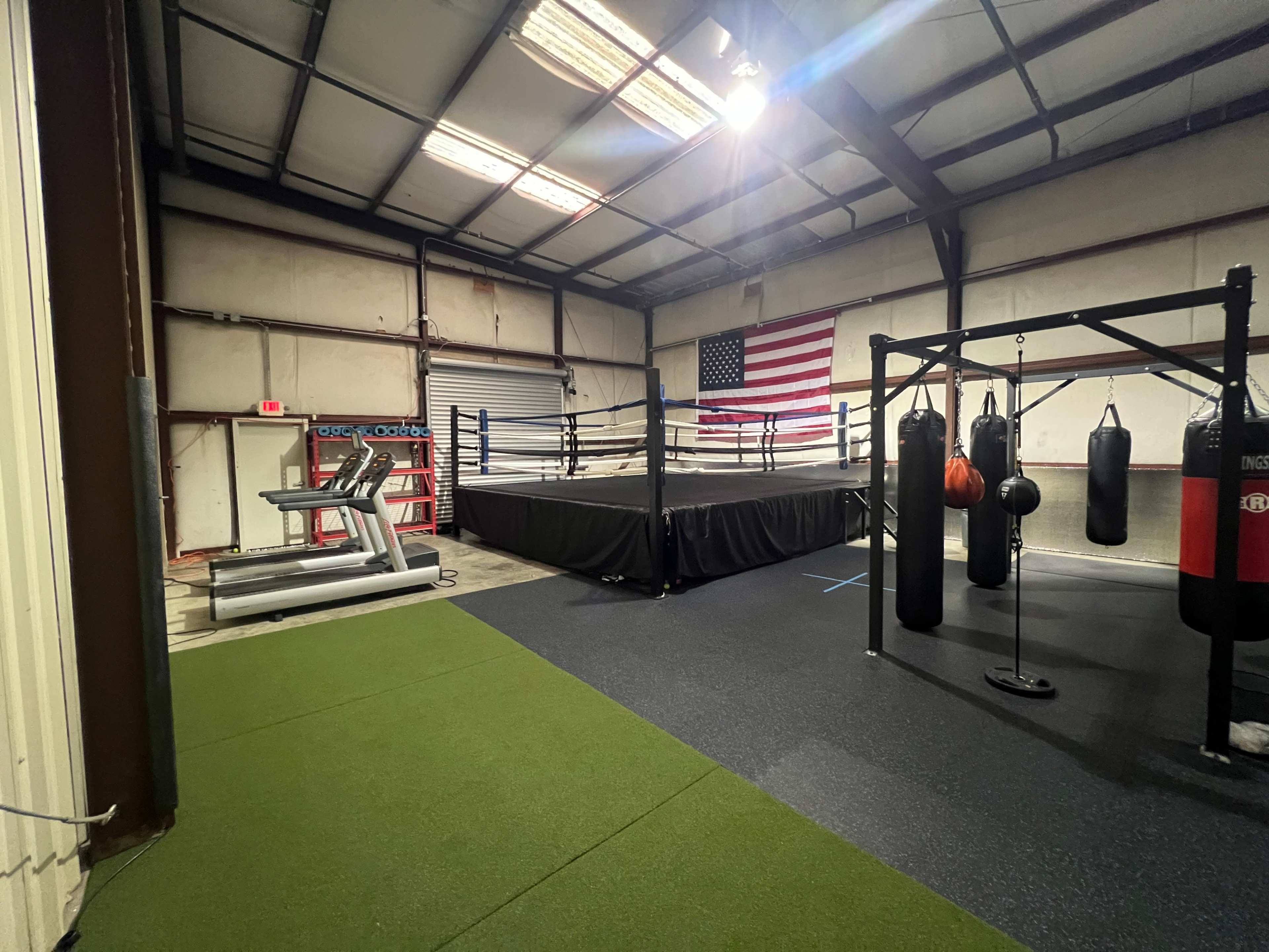 Large Boxing and Weight lifting Gym Image in Acworth, Kennesaw, GA
