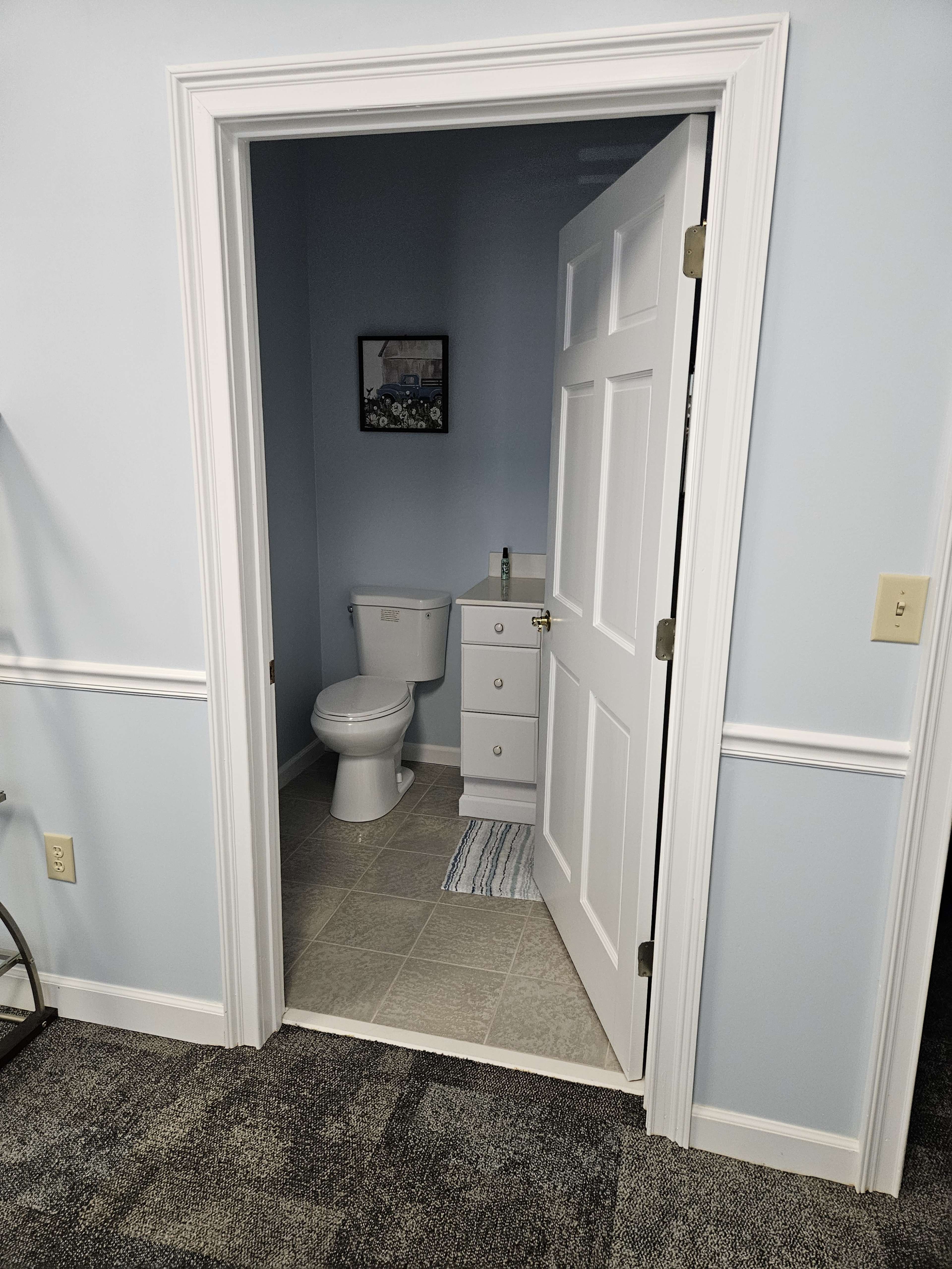 Private Work Office and Lounge Image in Stockbridge, Stockbridge, GA