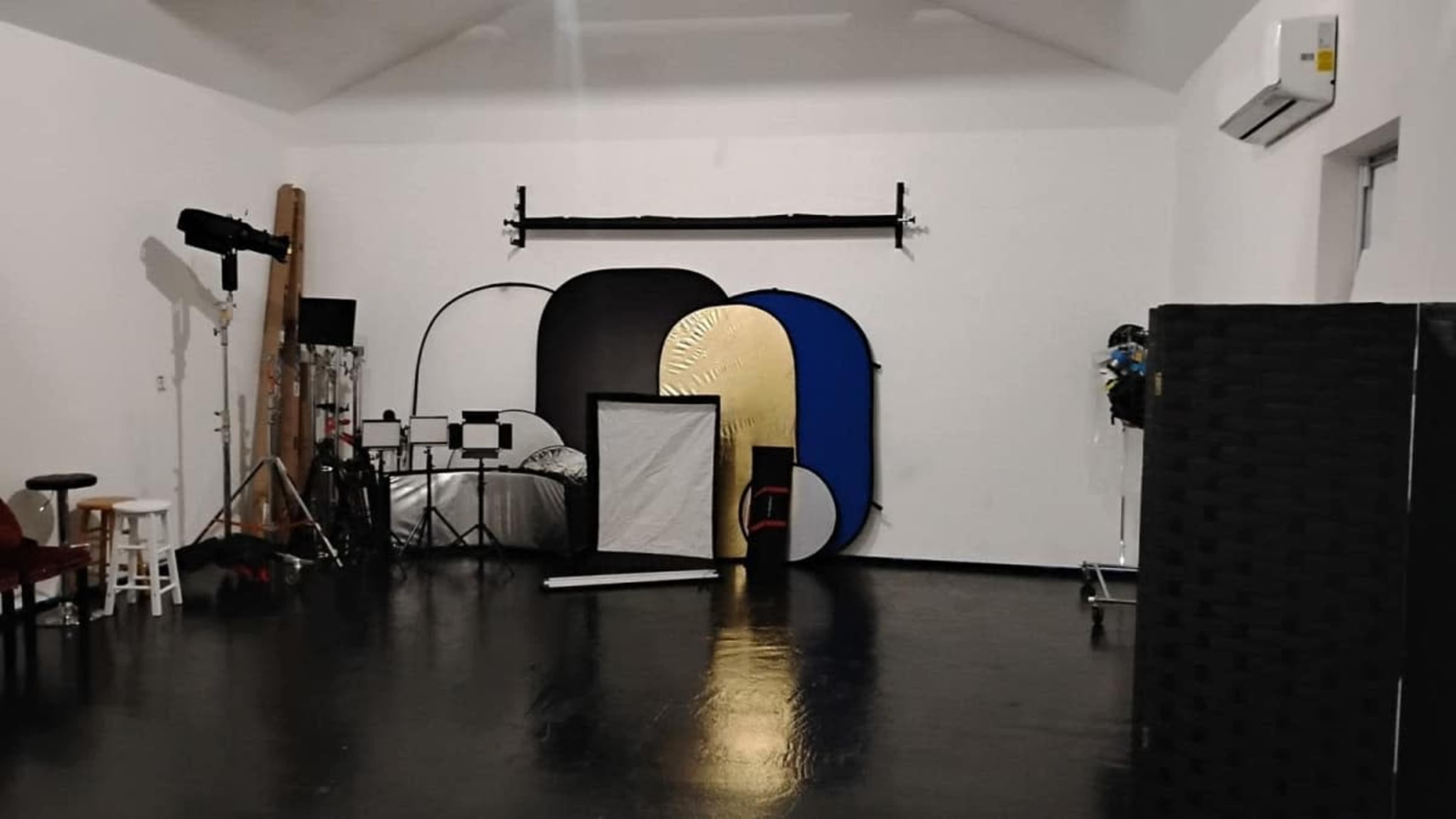 RedEyrisFilms Studio Image in South Side, MT VERNON, NY