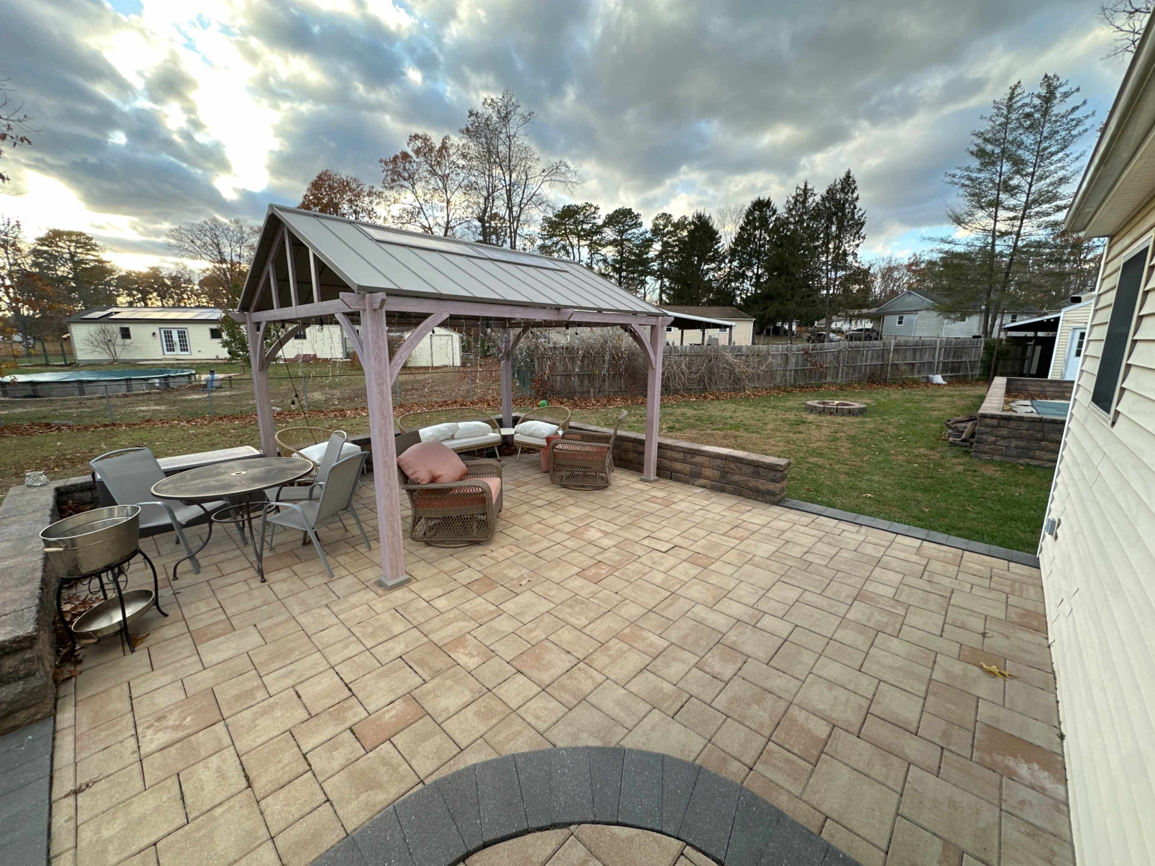 Cozy rural/suburban rancher with a pool Image in Victory Lakes, Williamstown, NJ