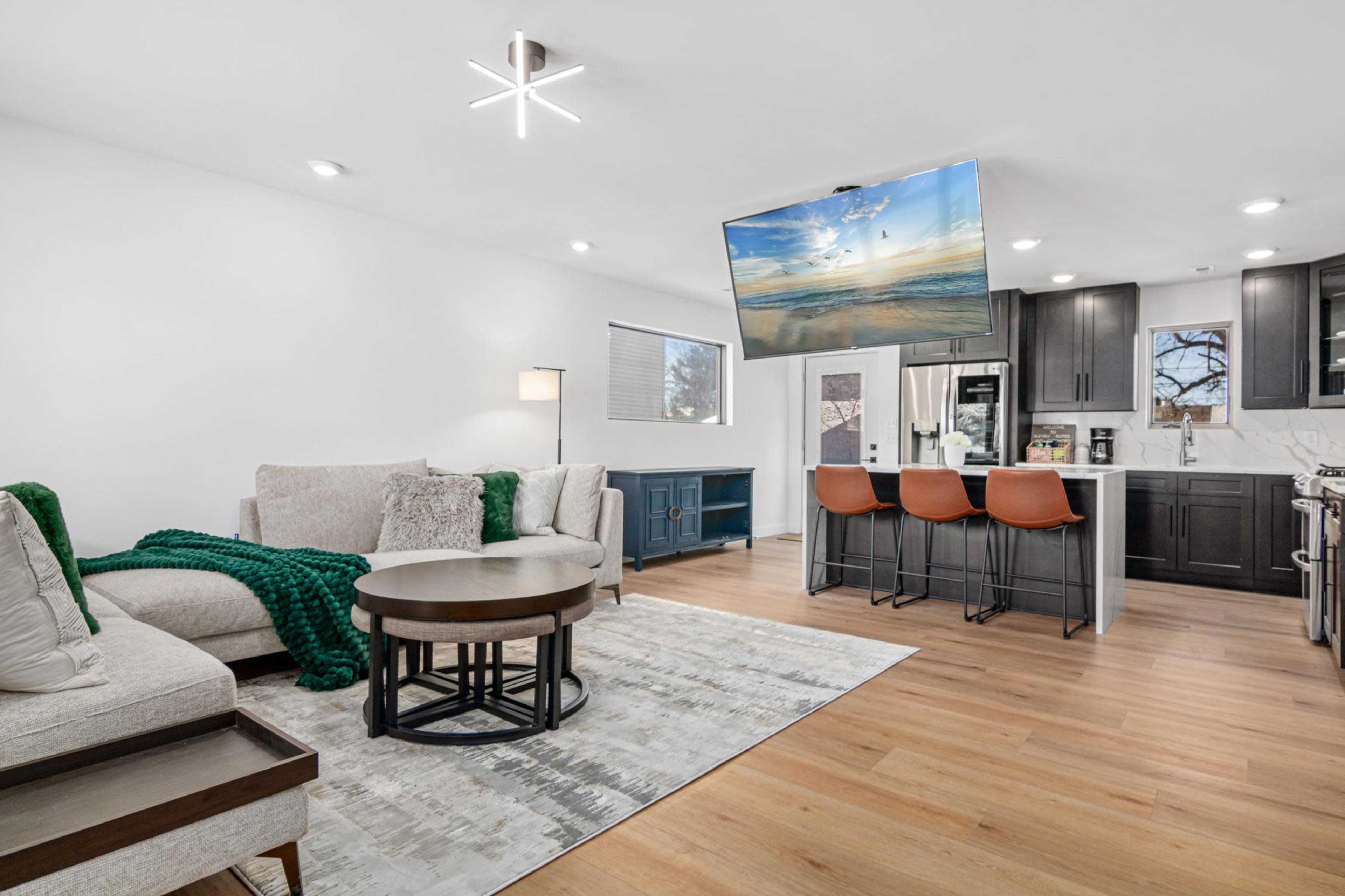 Stylish Urban Studio Perfect for Shoots & Small Events Image in Webber-Camden, Minneapolis, MN