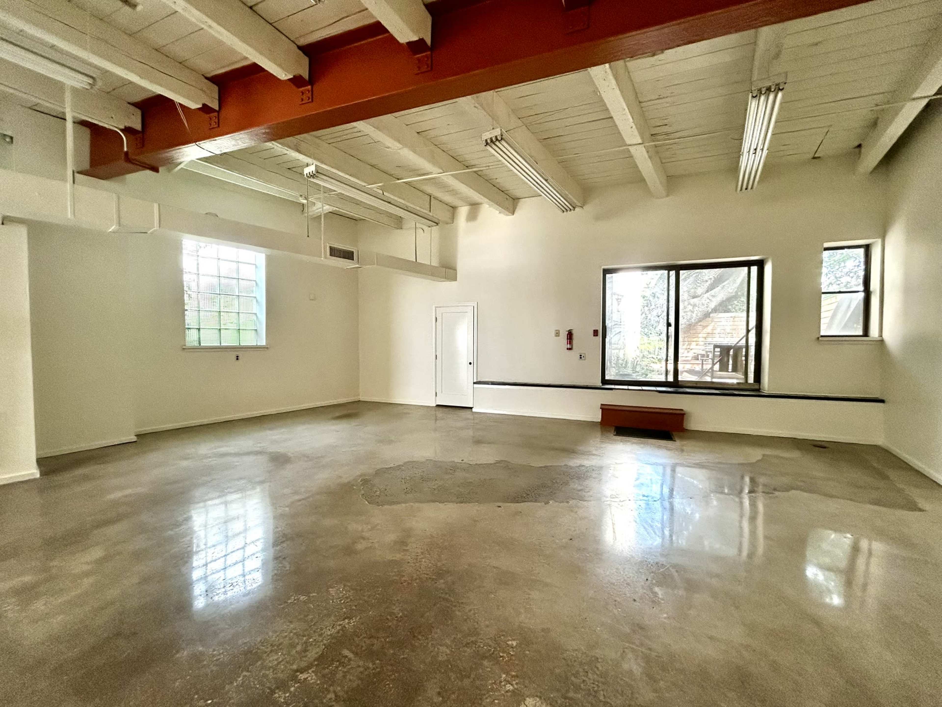 Versatile 3,000 Sq Ft First Floor and Backyard of Warehouse in South Philly – Ideal for Photo + Film Shoots Image in Queen Village, Philadelphia, PA