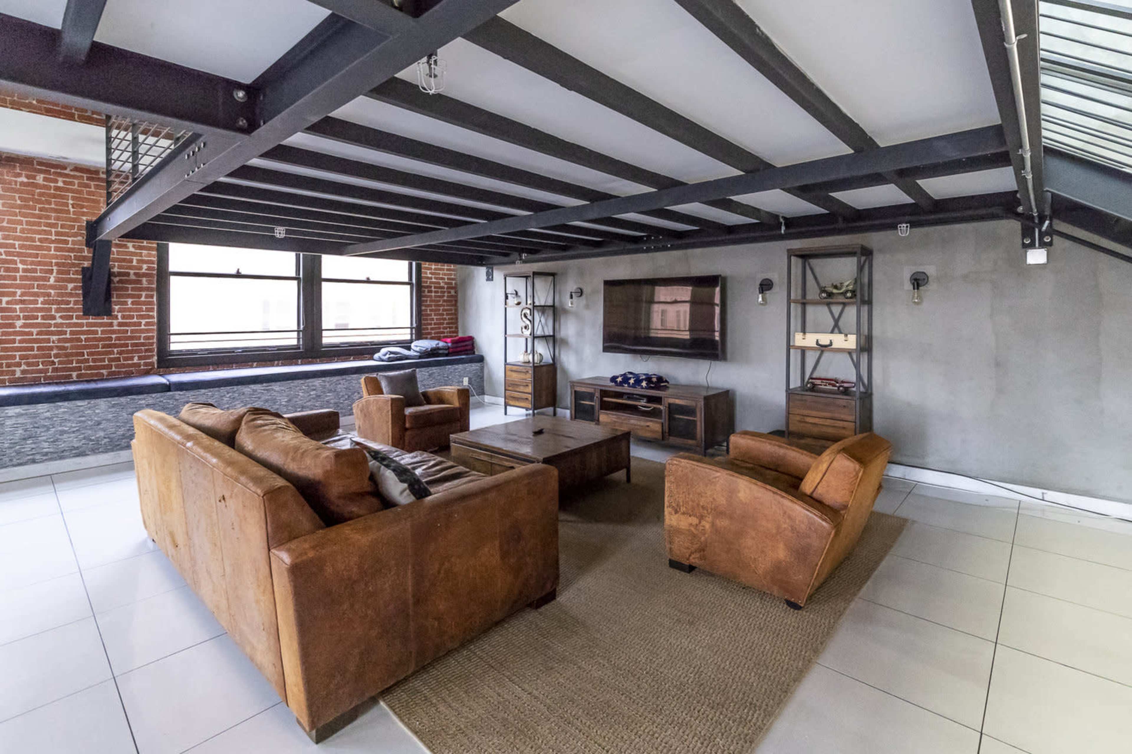 Downtown Loft with Skyline and City View, Los Angeles, CA | Off-Site ...