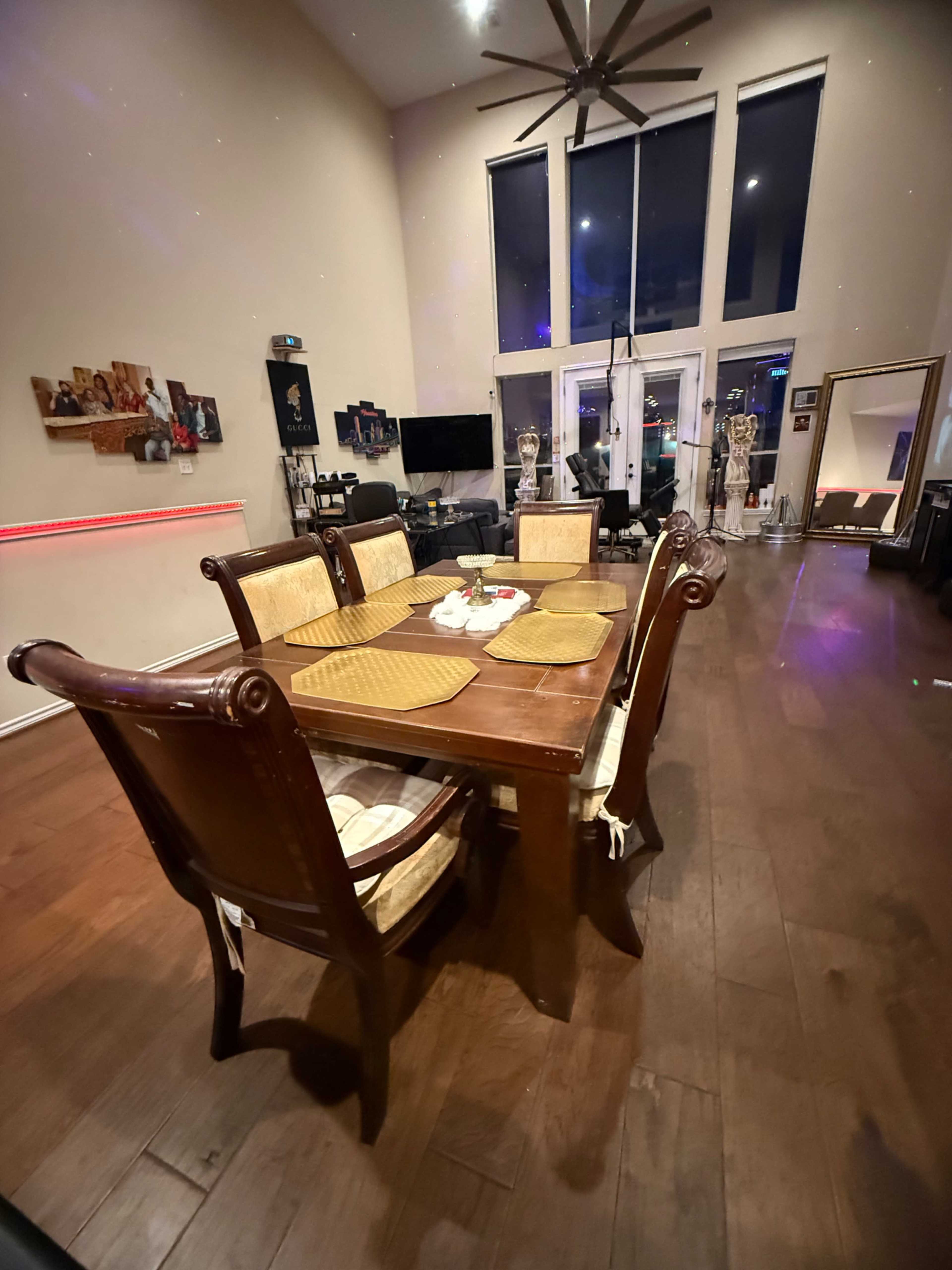 Skyline Townhome Image in Downtown Houston, Houston, TX