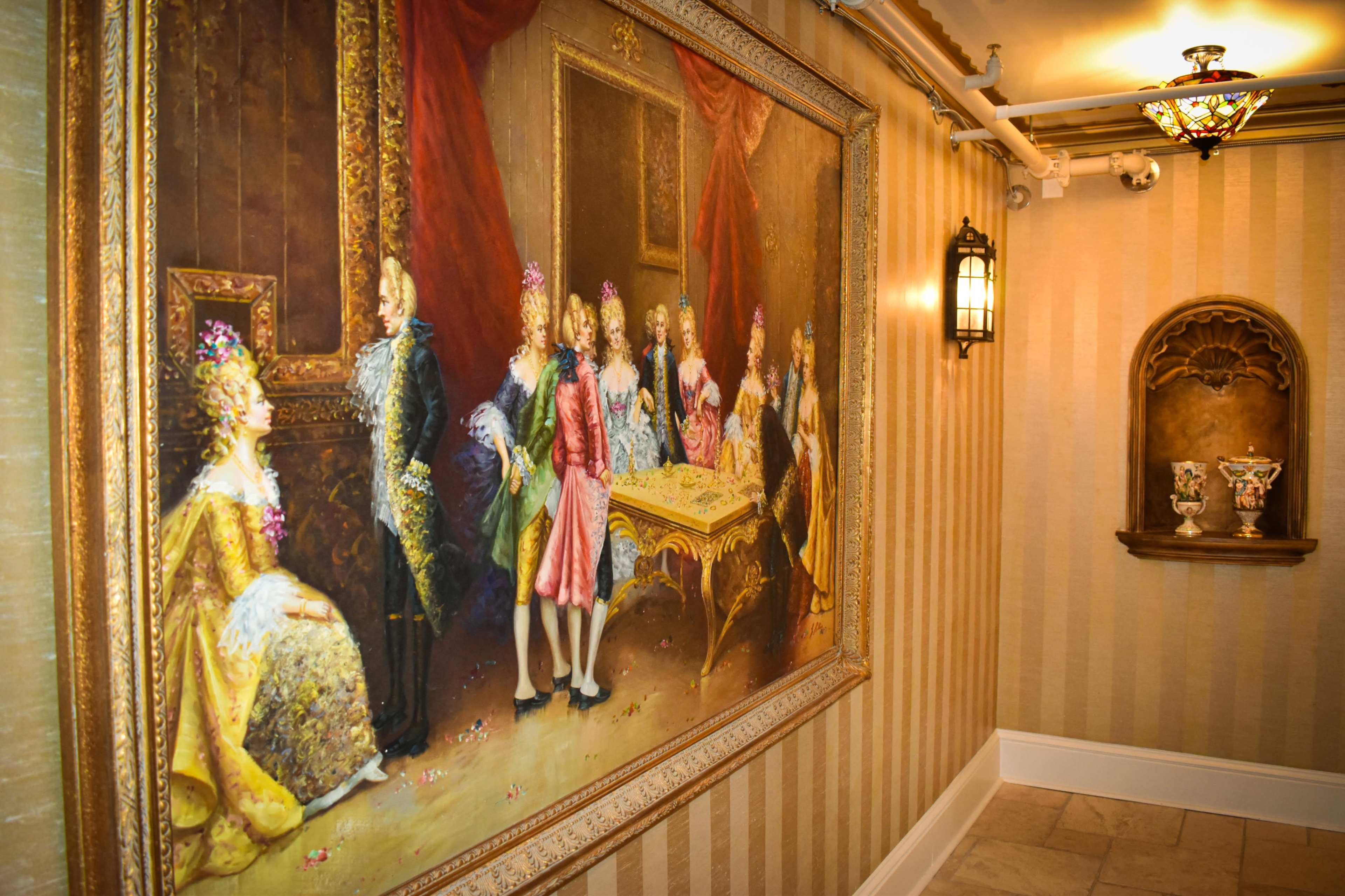 Chateau Connellsville- Boutique Hotel Image in Connellsville, Connellsville, PA