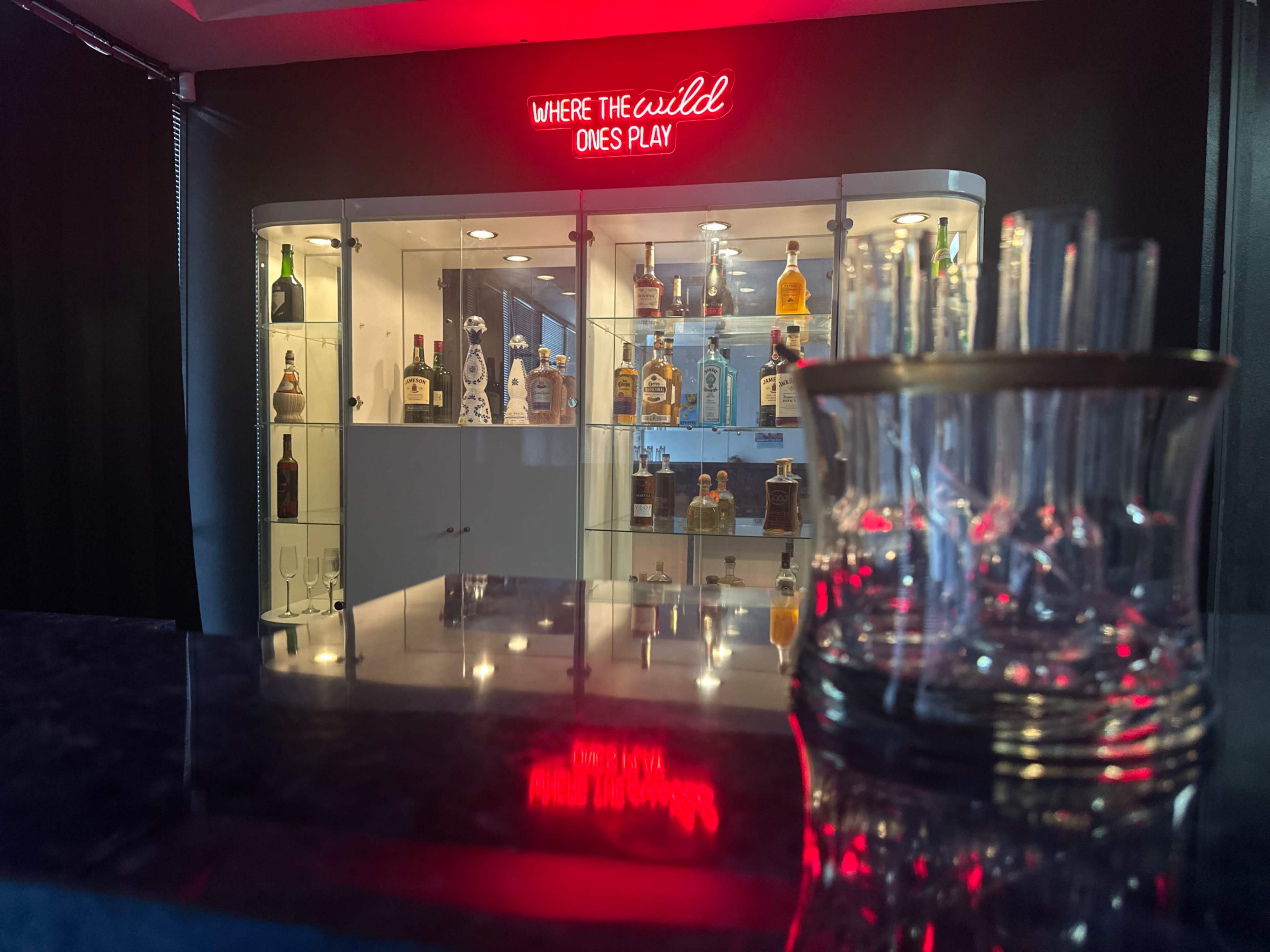 Private Bar set Image in Lake Highlands, Dallas, TX