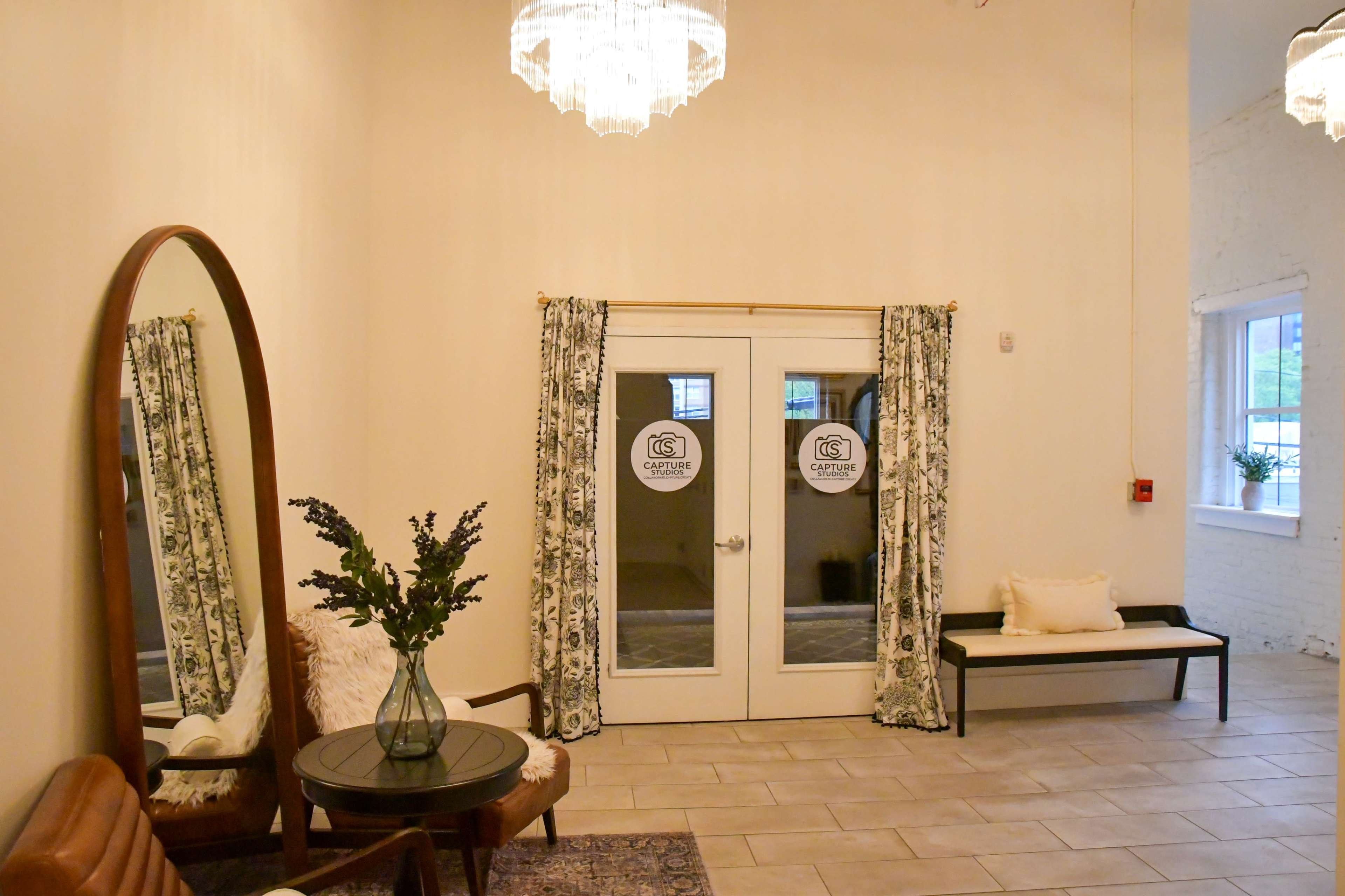 Flexible Photography Studio Space in Historic Oregon District, Dayton Image in Oregon, Dayton, OH