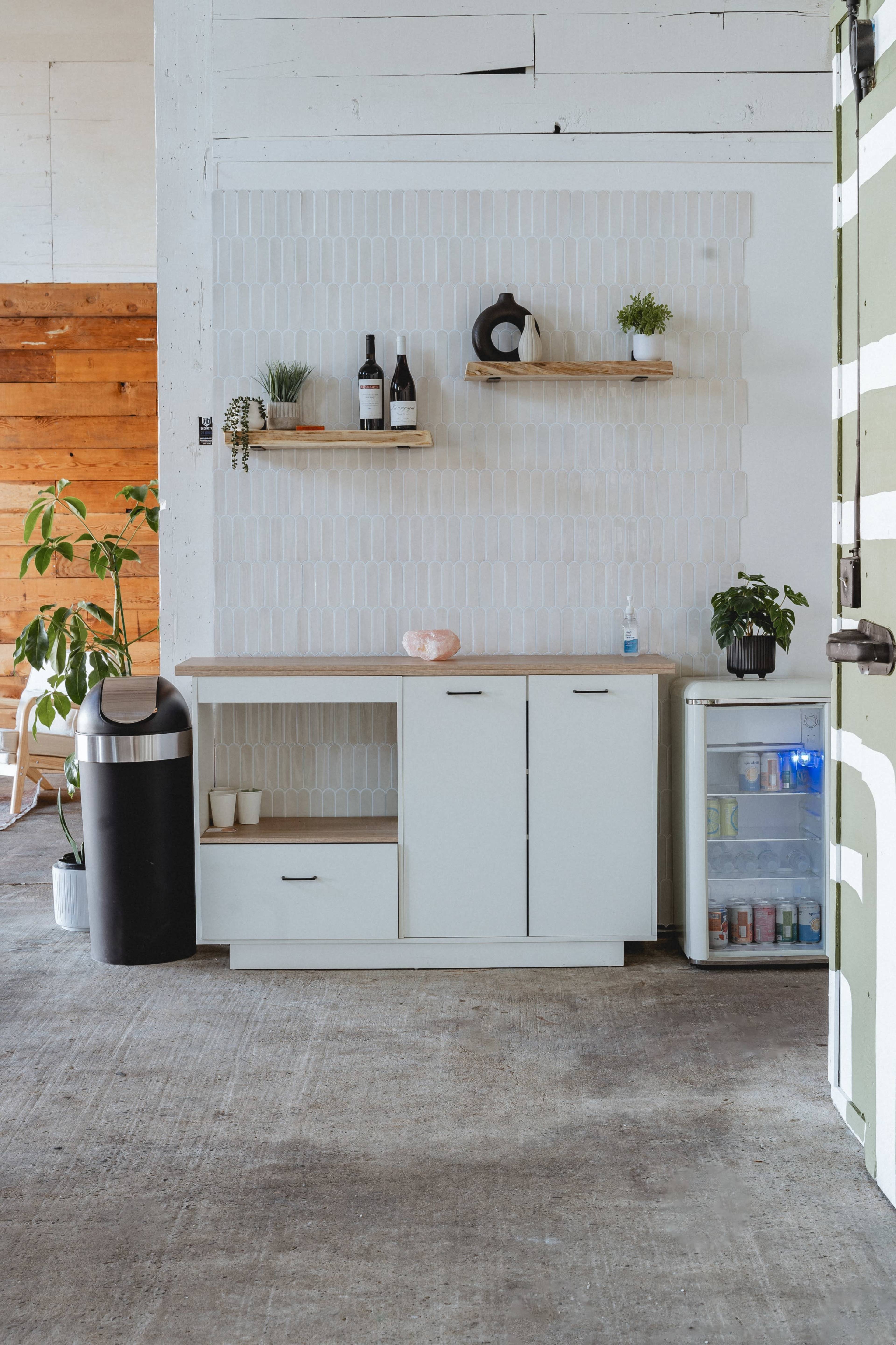 Chic Warehouse/Industrial-Style Creative Studio & Event Space Image in Sacramento, Sacramento, CA