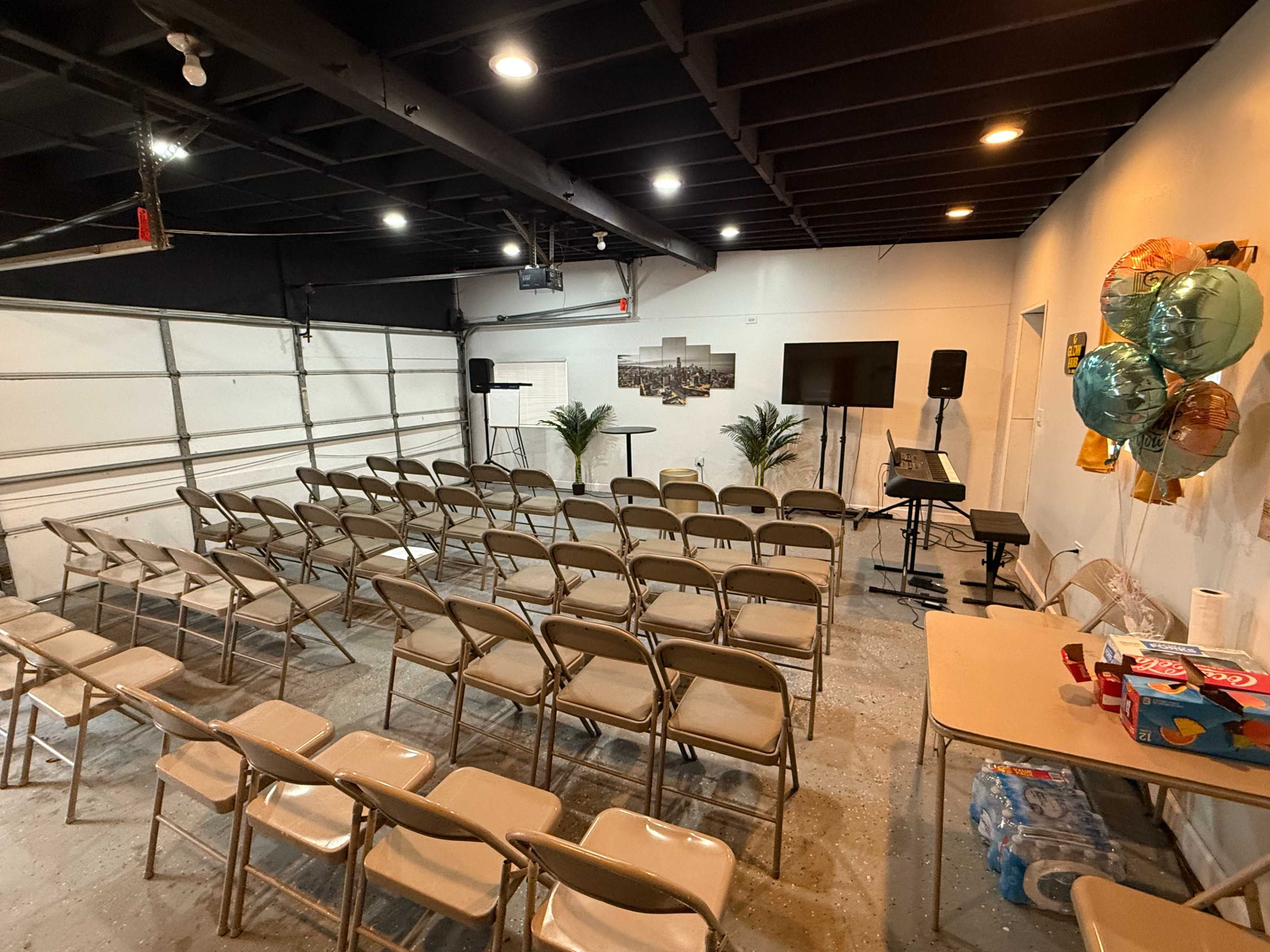 The Glow Meeting Hub Image in West Ridge, Chicago, IL