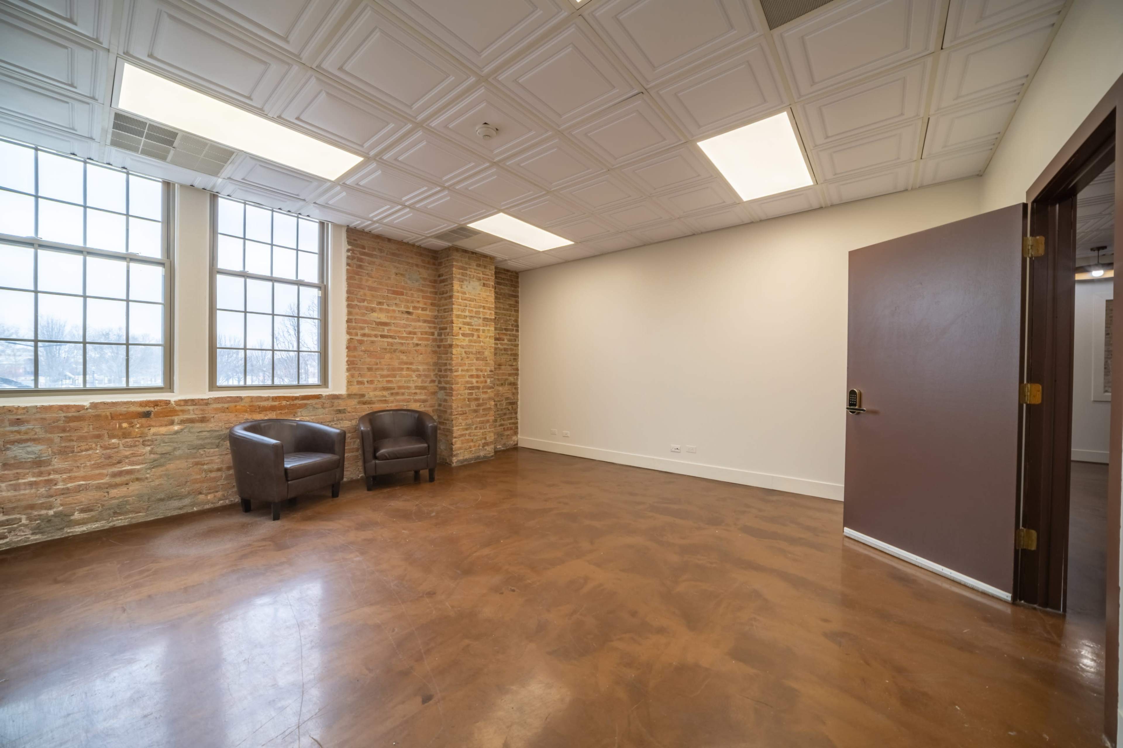 Content Space Image in Downtown, Elgin, IL