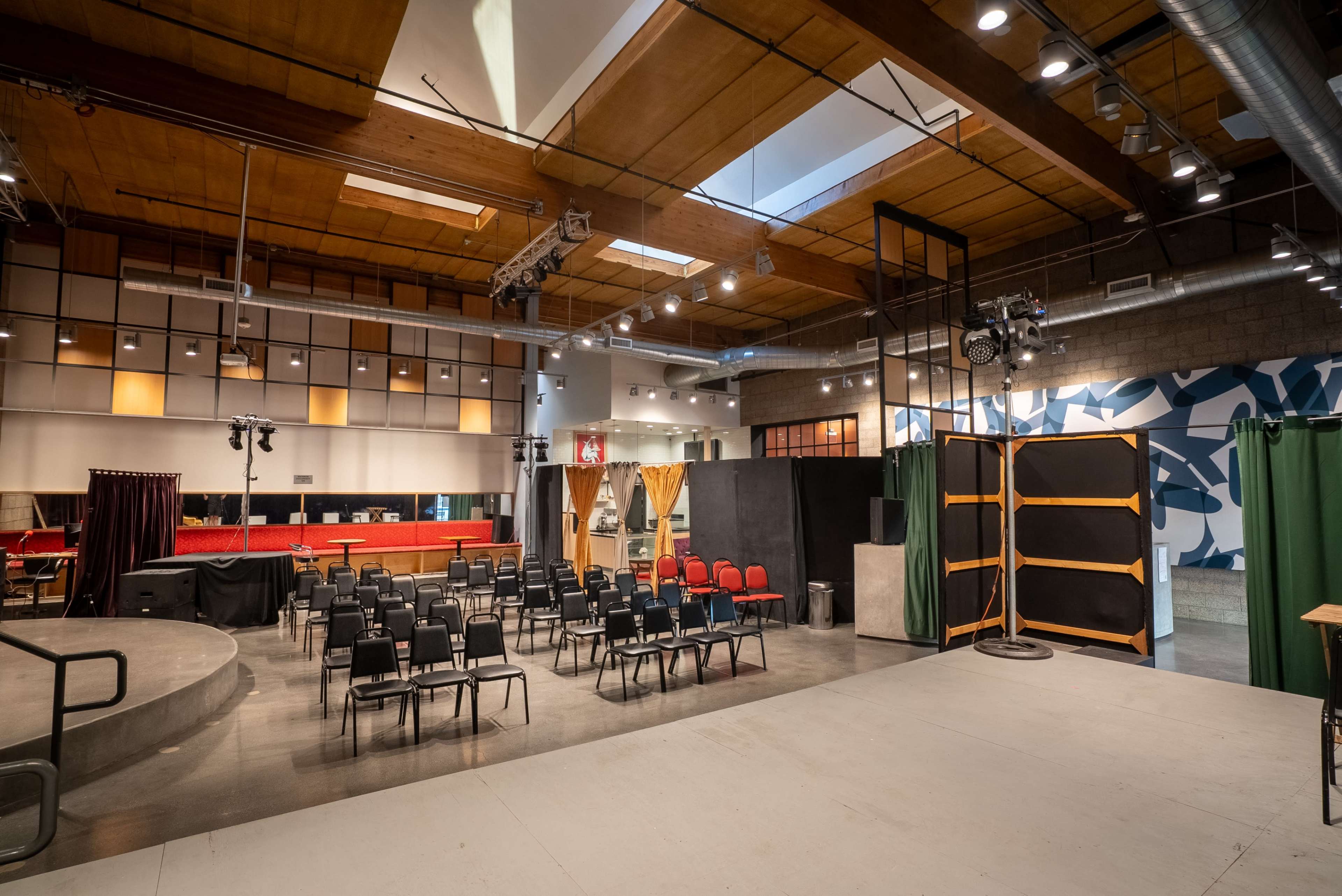 Spacious Industrial 99-Seat Theatre with High Ceilings for Filming, Screening, Performances & Events Image in Hollywood, Los Angeles, CA