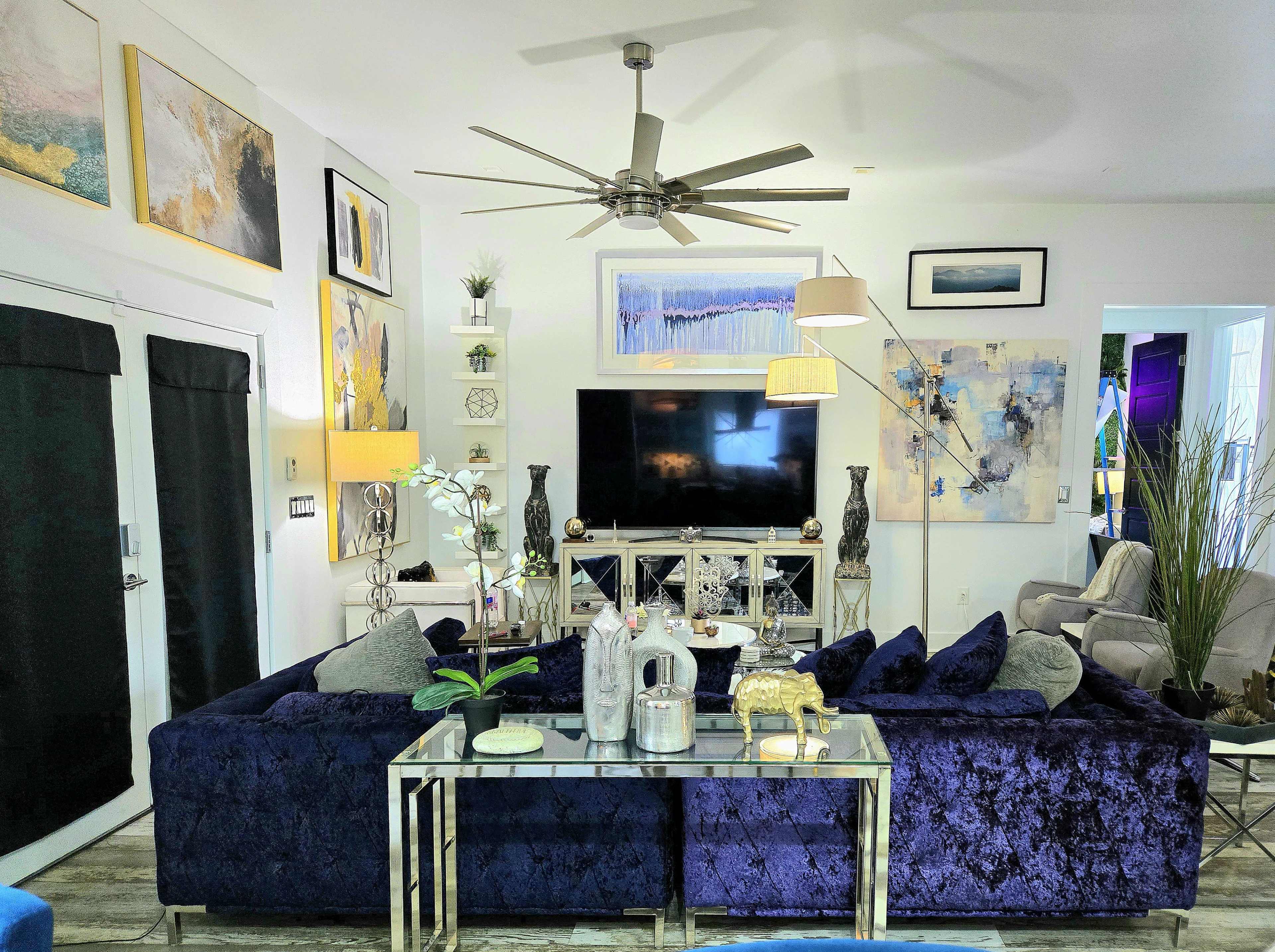 Gorgeous and Glamorous House with a vibe. Image in Belvedere Park, DECATUR, GA