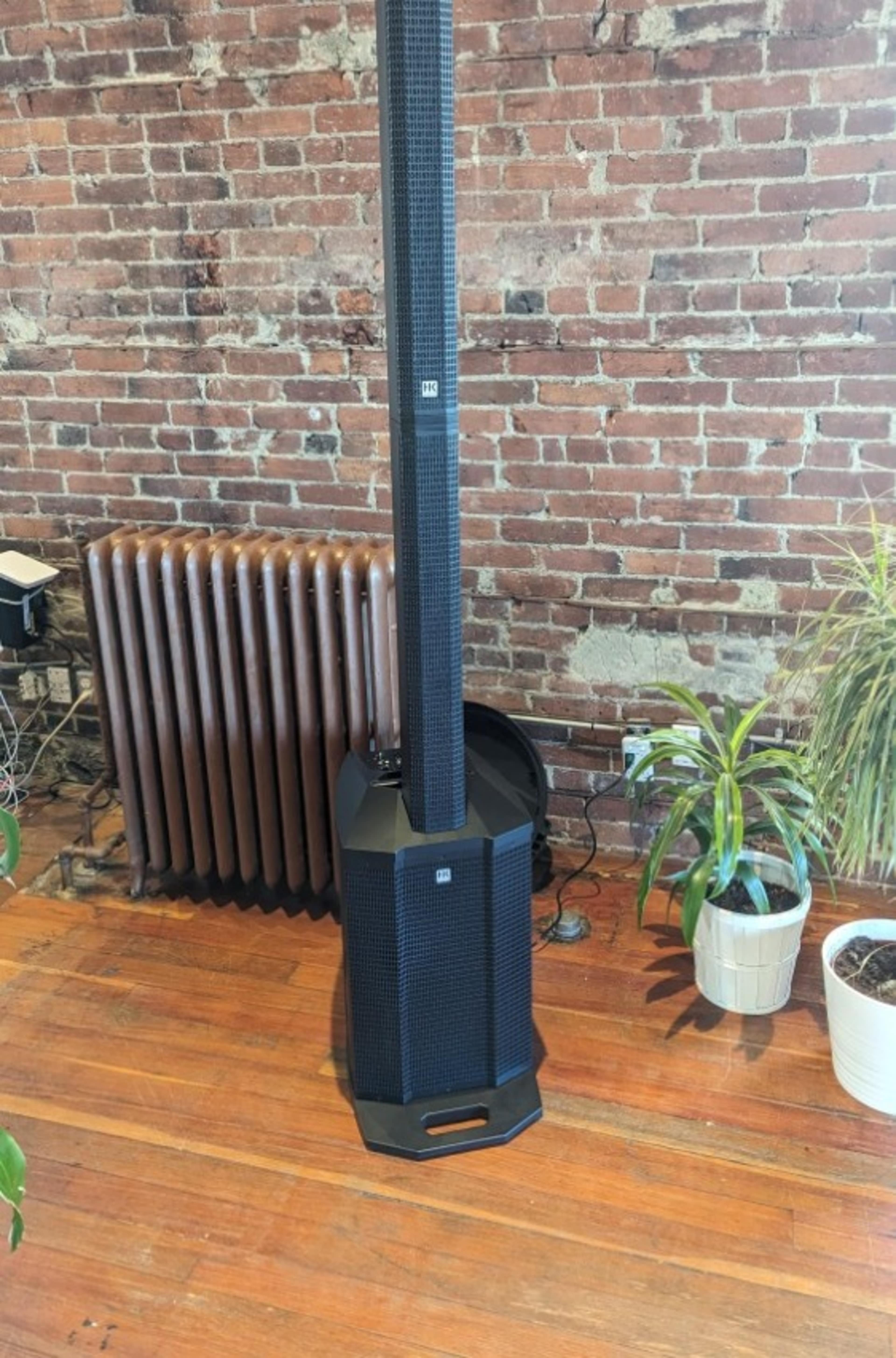 Microphone rental with tower speaker