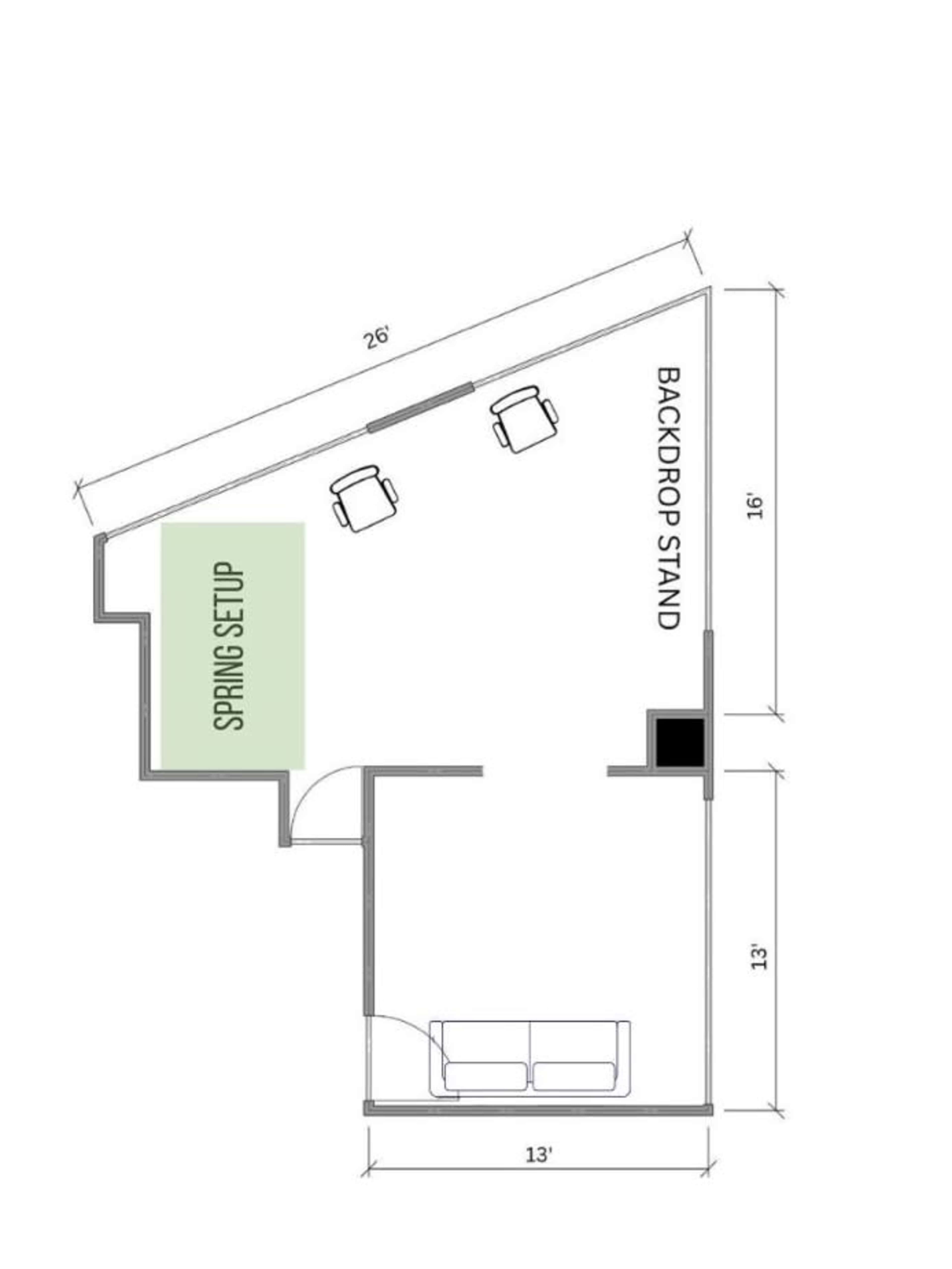 The image displays a floor plan of a room featuring a backdrop stand, a spring strip area, and two seating areas.
