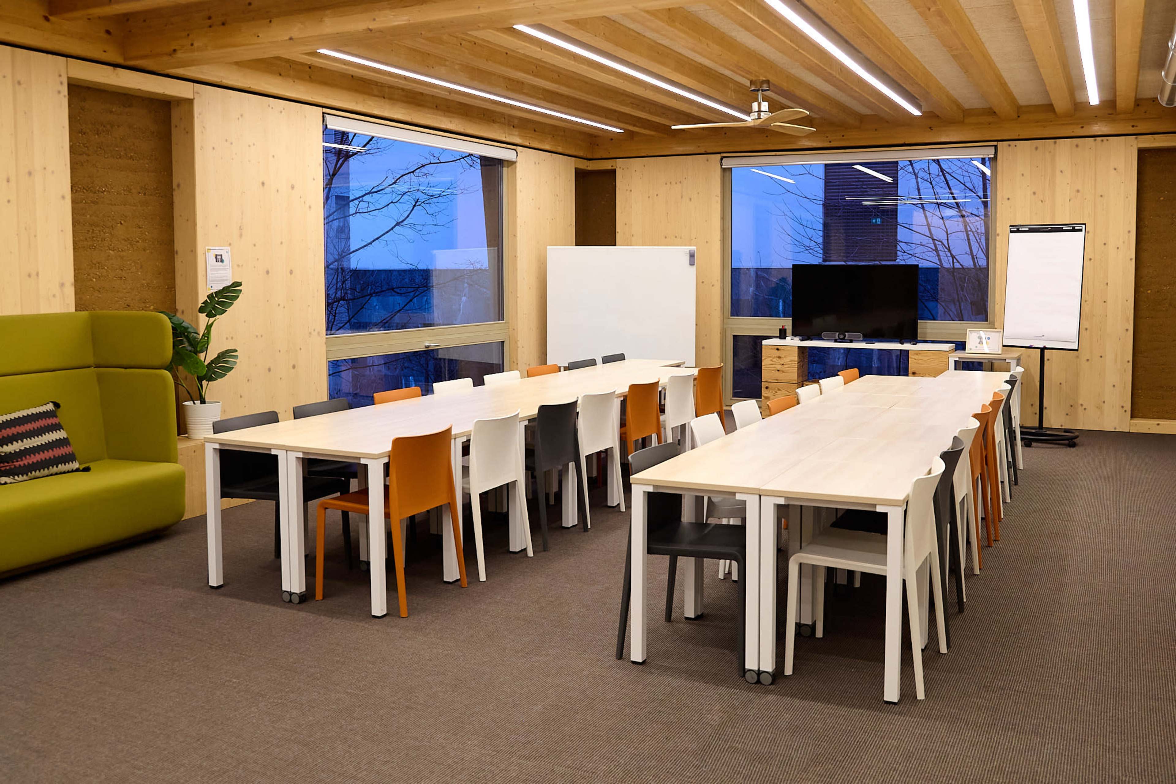 Salles de 75m² dans bâtiment éco-responsable au cœur de Confluence Image in La Confluence, Lyon