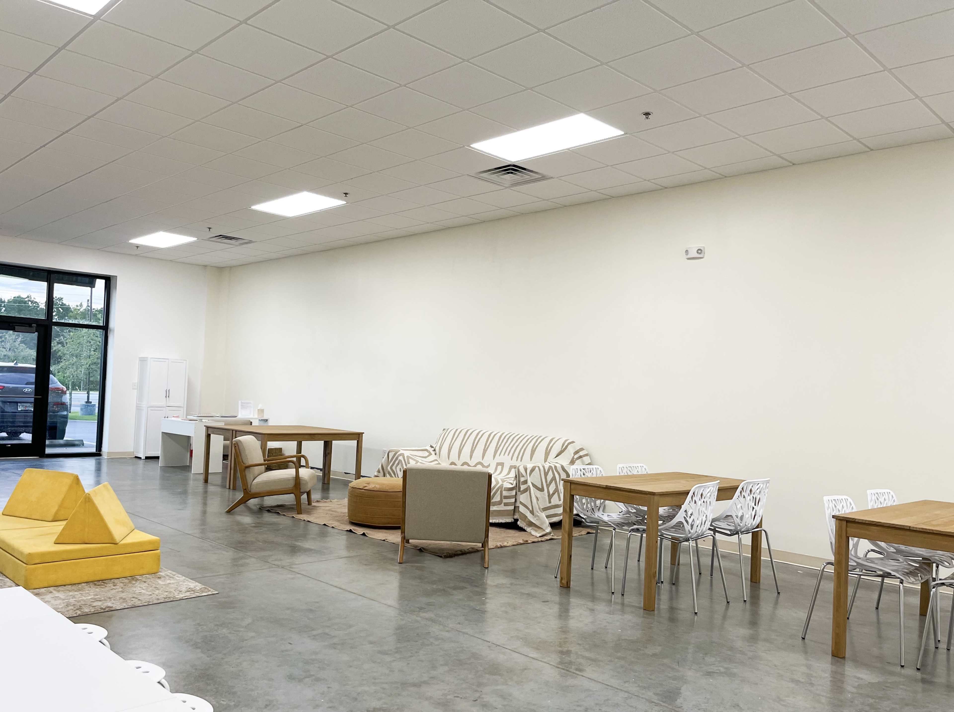 Small Party Space & Creative Co-Working Studio Image in North Central Pensacola, Pensacola, FL